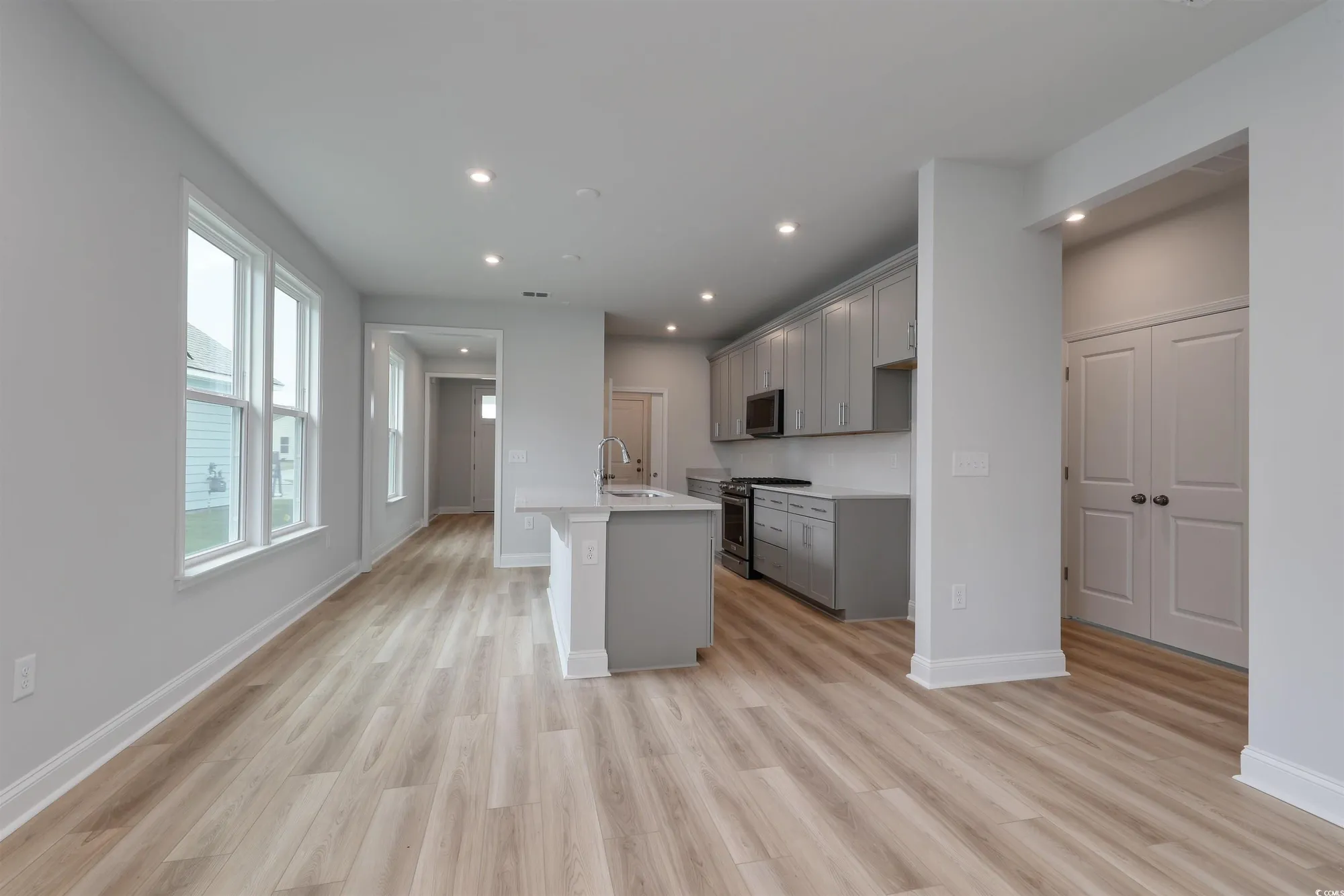 Property Slideshow image 12 of 40 | 1225 lady bird way, North Myrtle Beach, SC, 29582