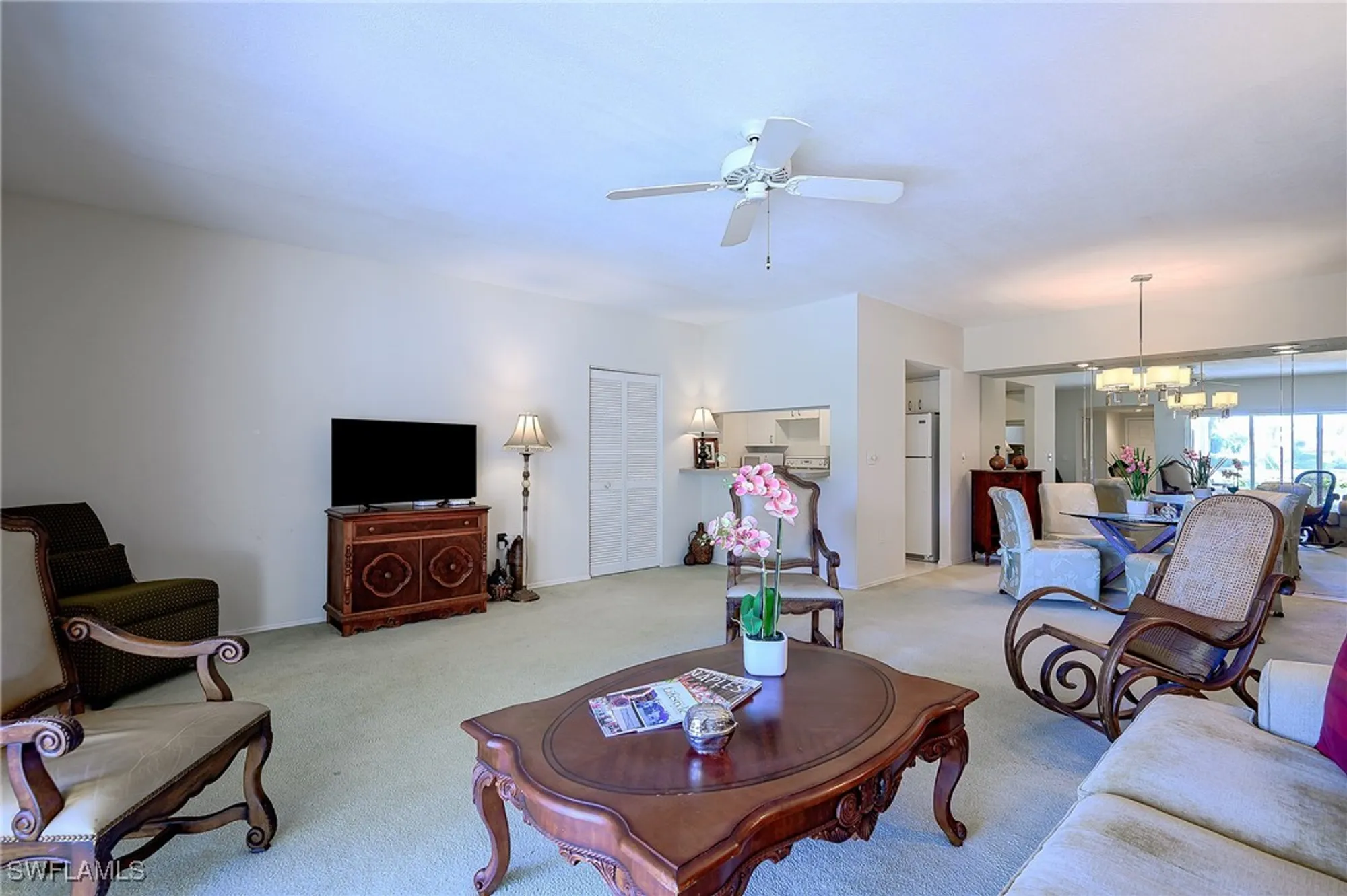 Property Slideshow image 5 of 19 | 5809 glencove dr 902, Naples, FL, 34108