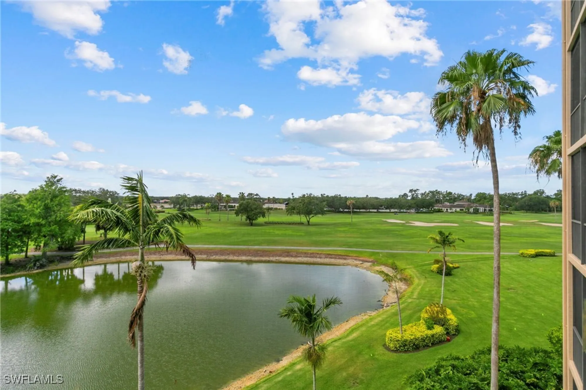 Property Slideshow image 1 of 17 | 570 el camino real apt 2303, Naples, FL, 34119