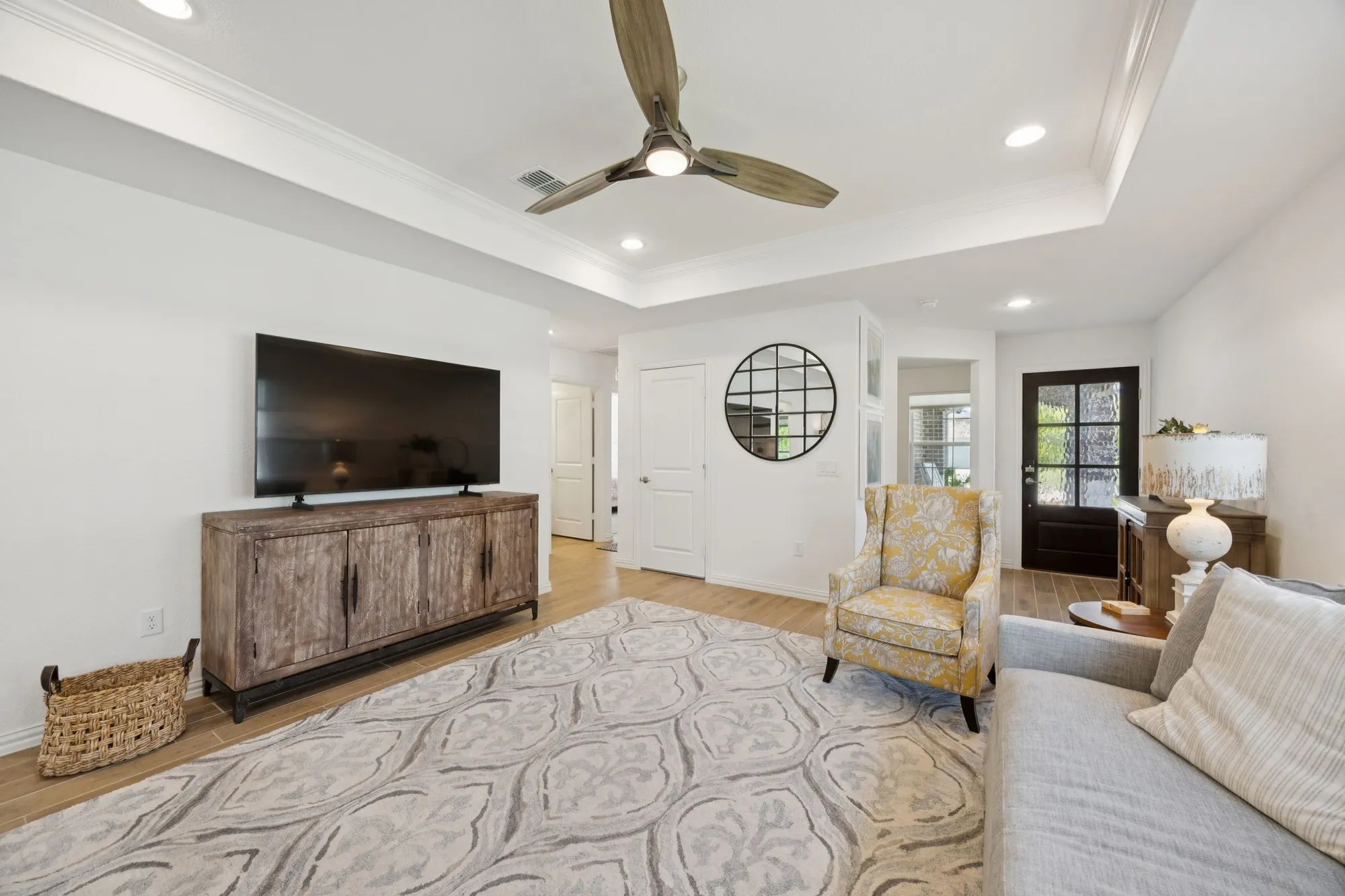 Property Slideshow image 13 of 35 | 401 long pines dr, Mckinney, TX, 75071
