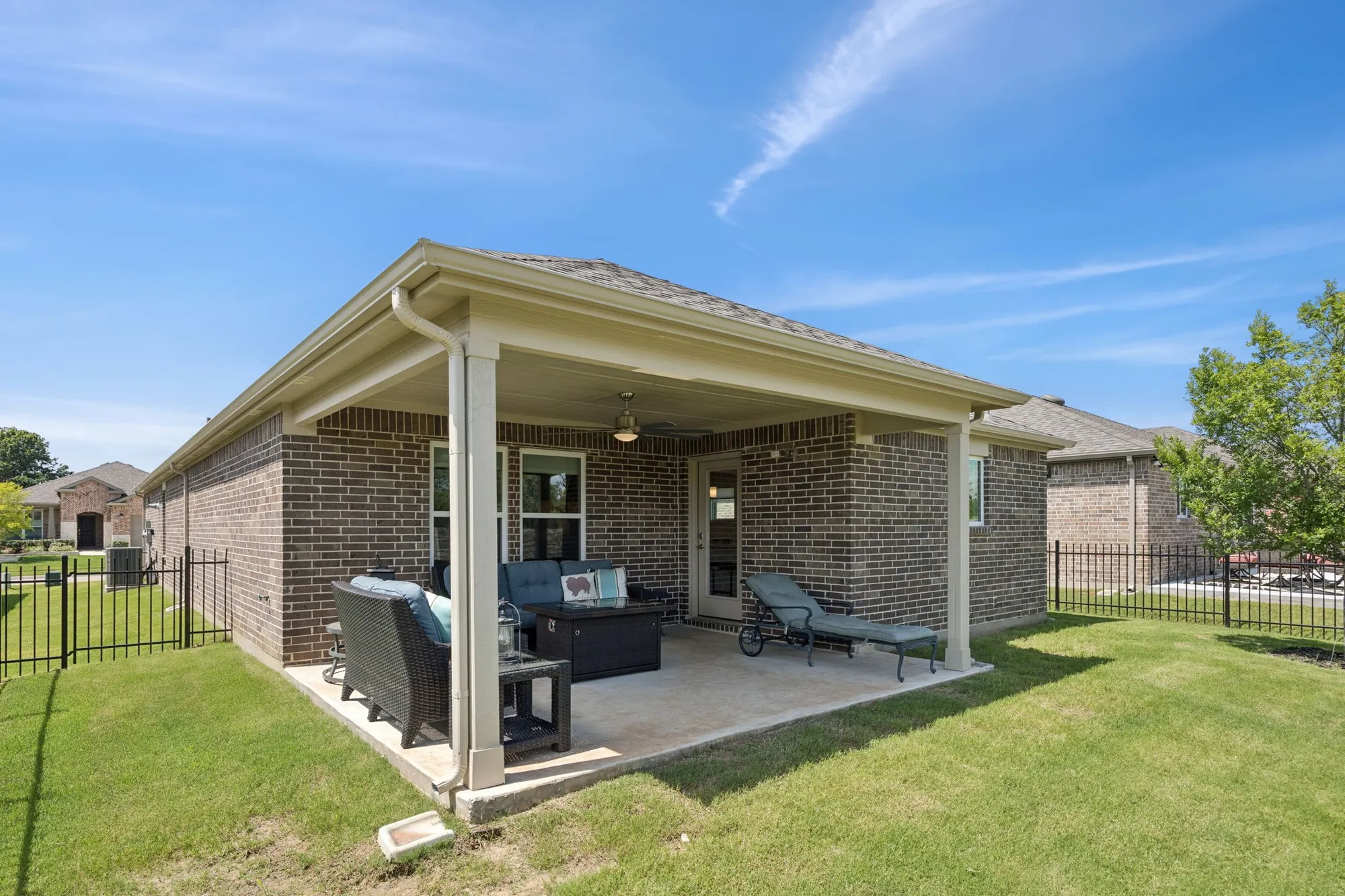 Property Slideshow image 31 of 35 | 401 long pines dr, Mckinney, TX, 75071