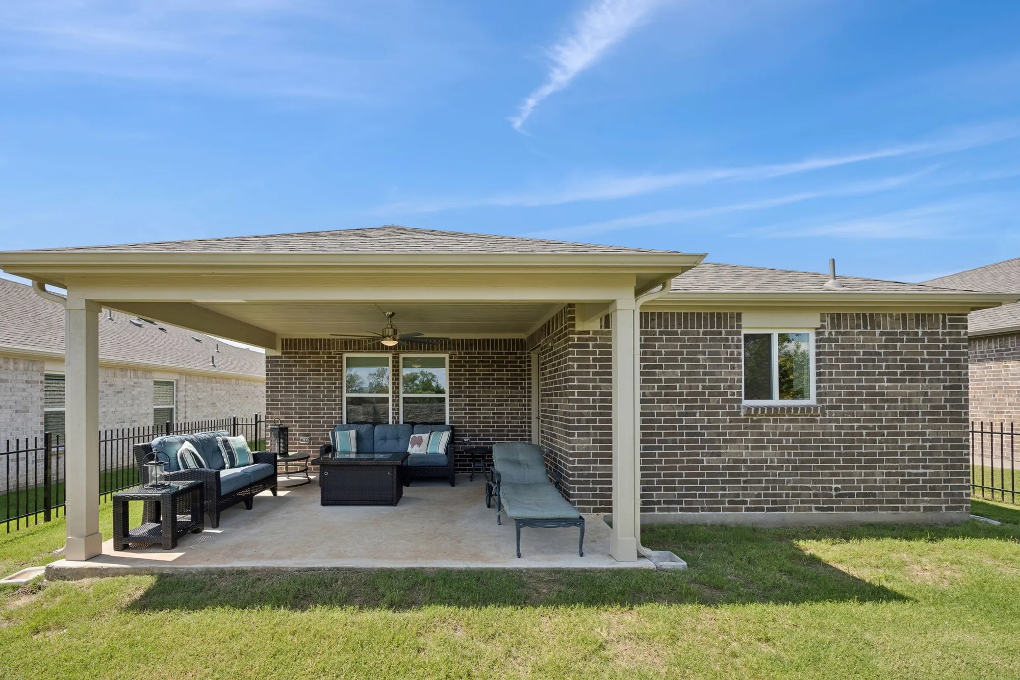 Property Slideshow image 4 of 35 | 401 long pines dr, Mckinney, TX, 75071