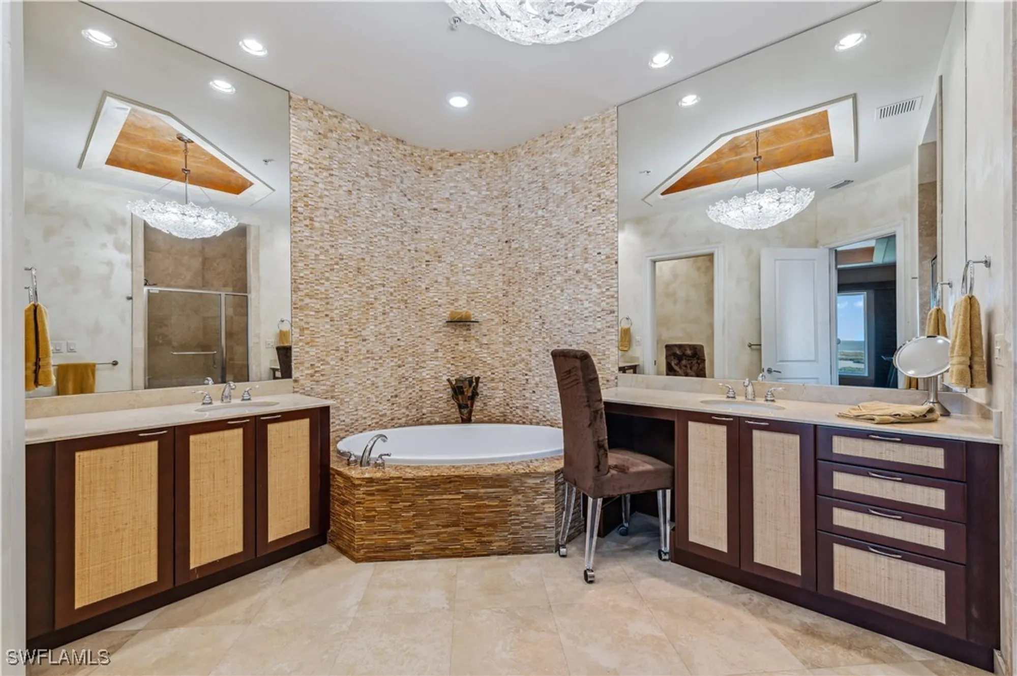 Property Slideshow image 20 of 49 | 4951 bonita bay blvd unit 2501, Bonita Springs, FL, 34134