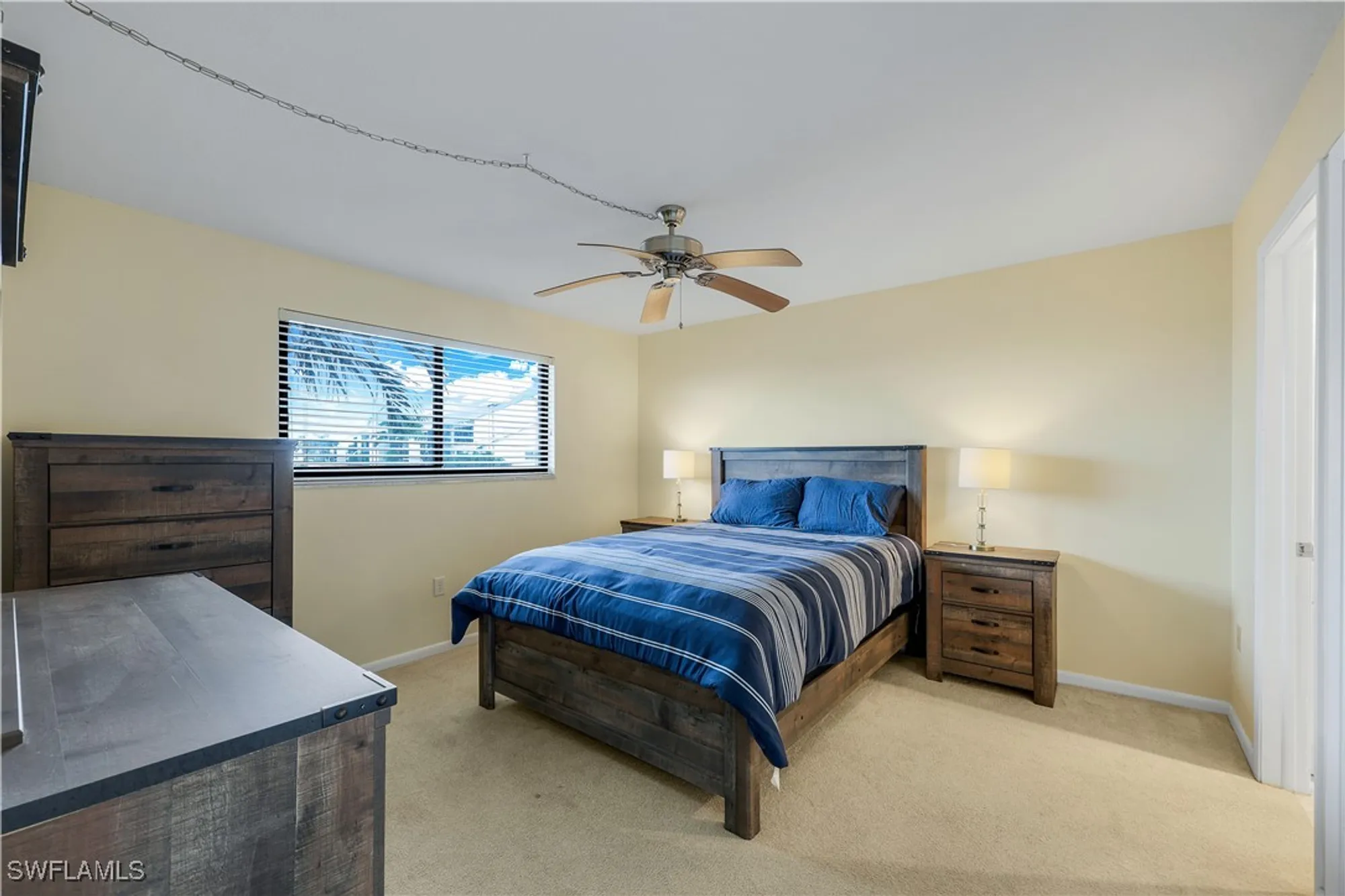 Property Slideshow image 18 of 35 | 4260 se 20th pl apt 206, Cape Coral, FL, 33904