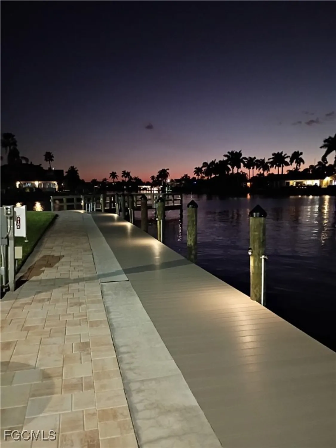 Property Slideshow image 1 of 35 | 4260 se 20th pl apt 206, Cape Coral, FL, 33904
