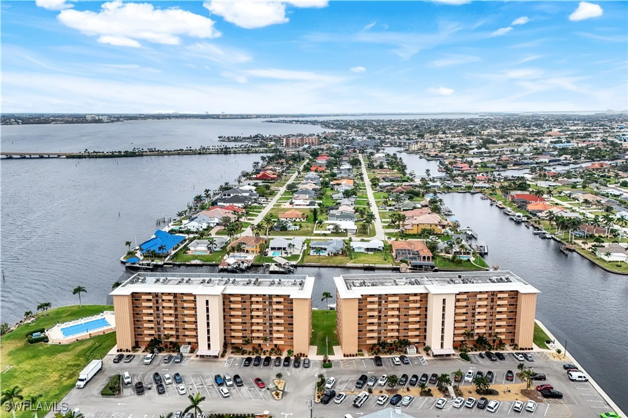 Property Slideshow image 28 of 35 | 4260 se 20th pl apt 206, Cape Coral, FL, 33904