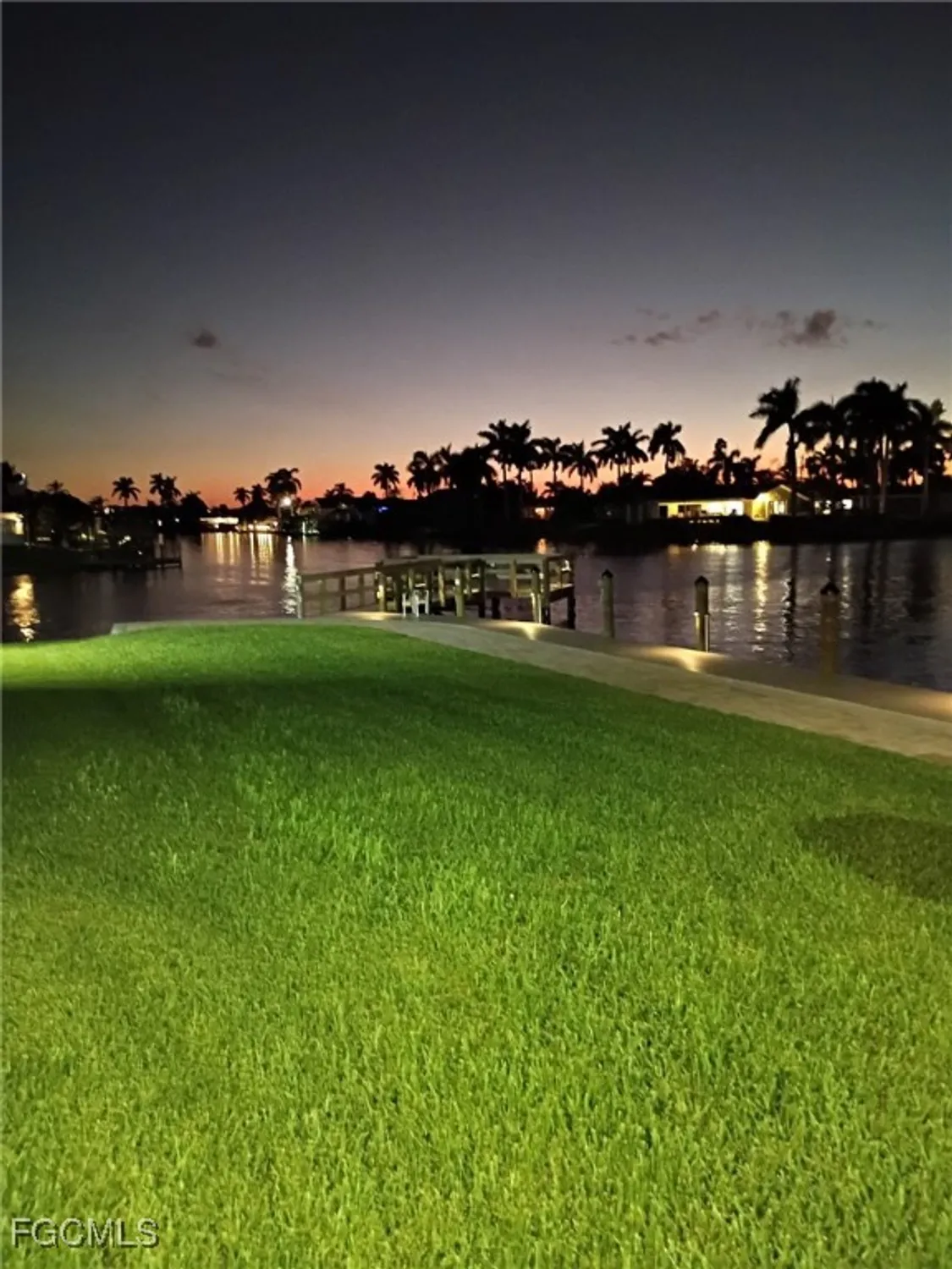 Property Slideshow image 3 of 35 | 4260 se 20th pl apt 206, Cape Coral, FL, 33904