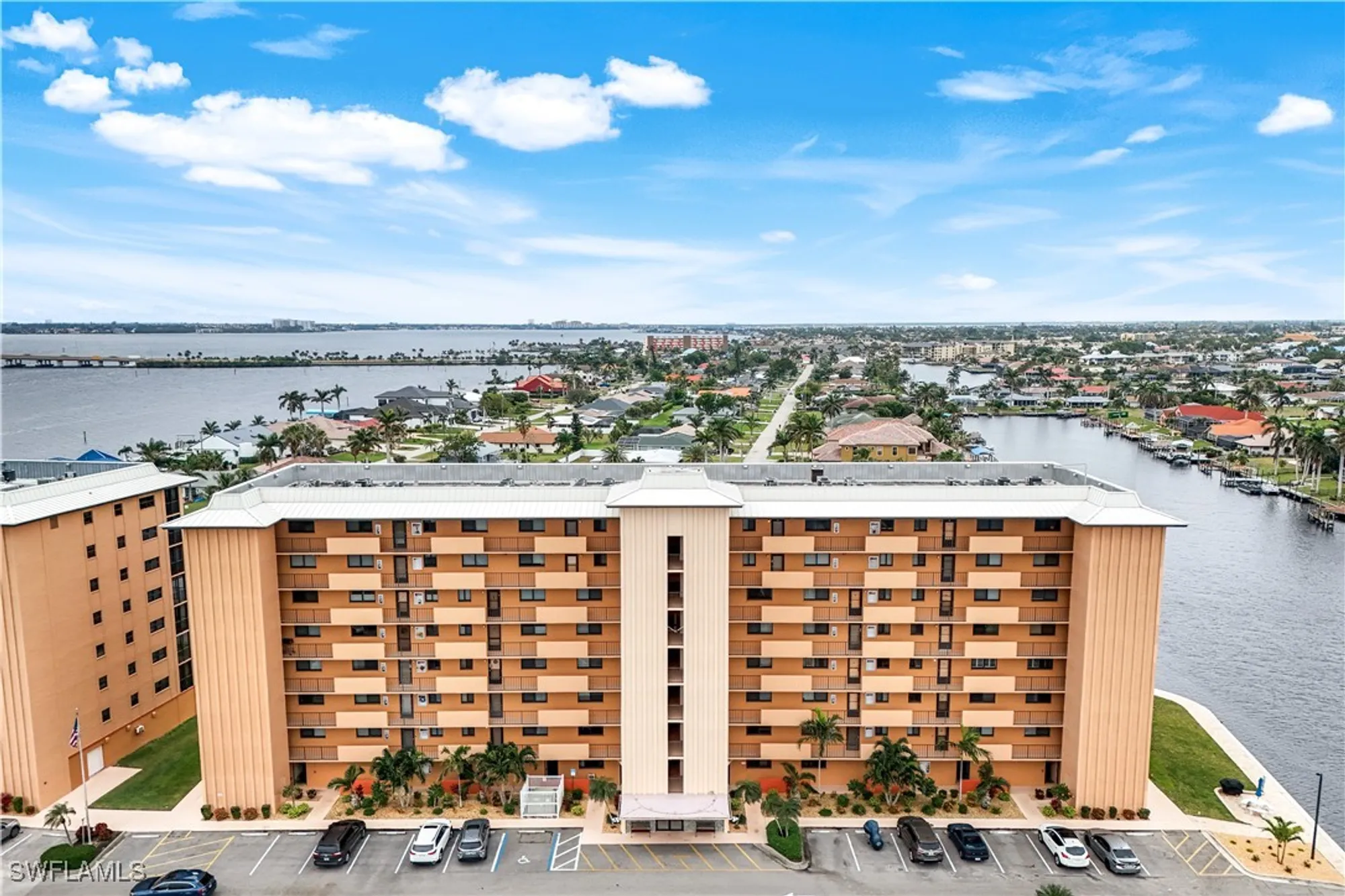 Property Slideshow image 7 of 35 | 4260 se 20th pl apt 206, Cape Coral, FL, 33904