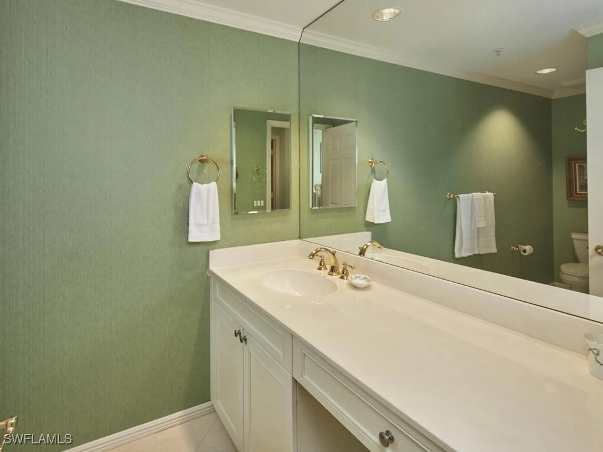 Property Slideshow image 19 of 33 | 7225 pelican bay blvd 2205, Naples, FL, 34108