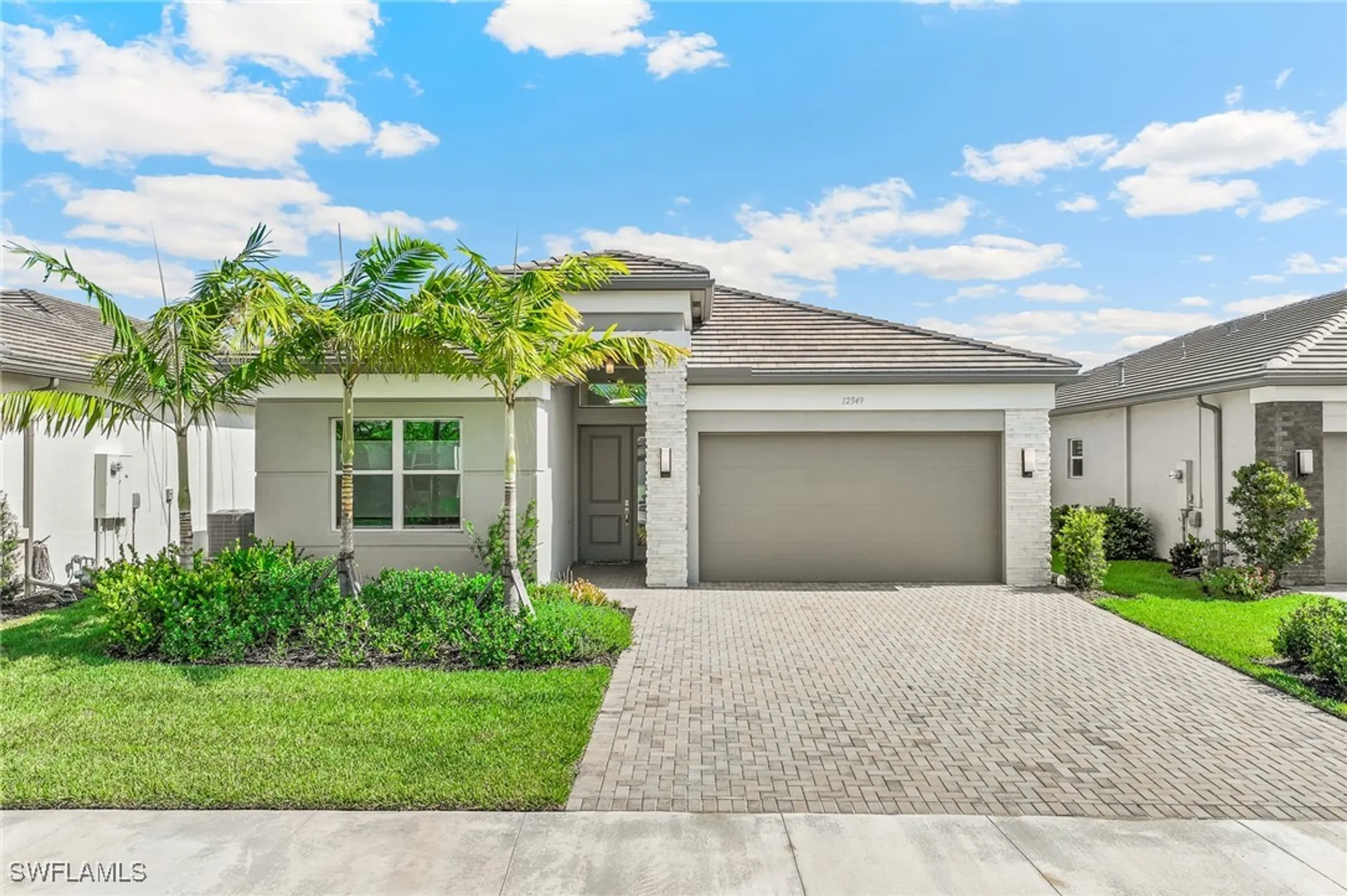 Property Slideshow image 14 of 39 | 12349 dahlia ct, Naples, FL, 34120
