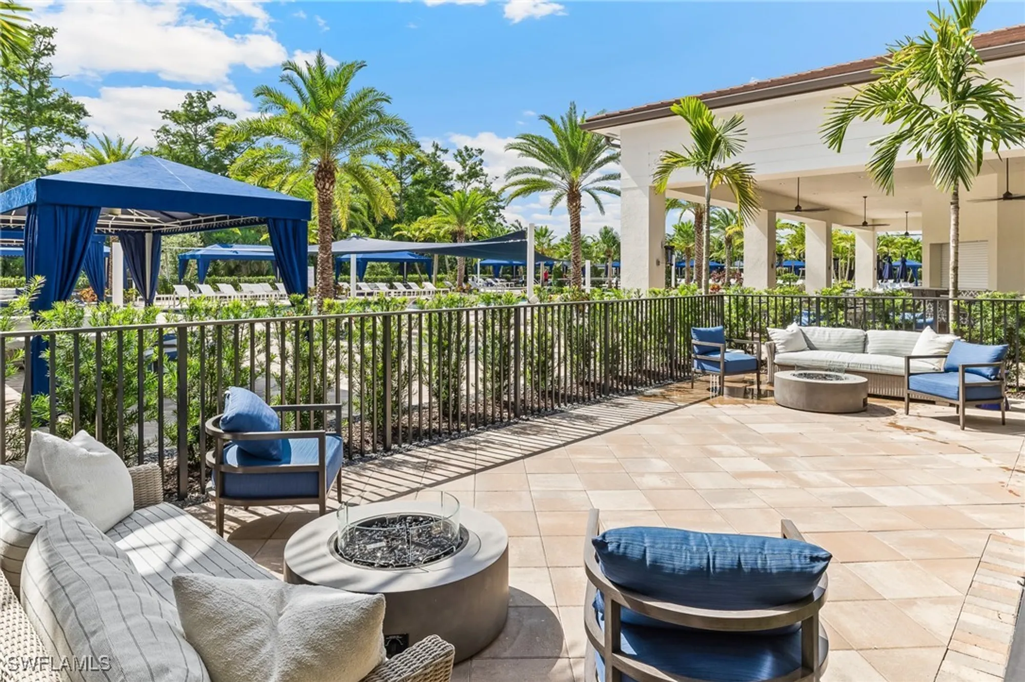 Property Slideshow image 31 of 39 | 12349 dahlia ct, Naples, FL, 34120