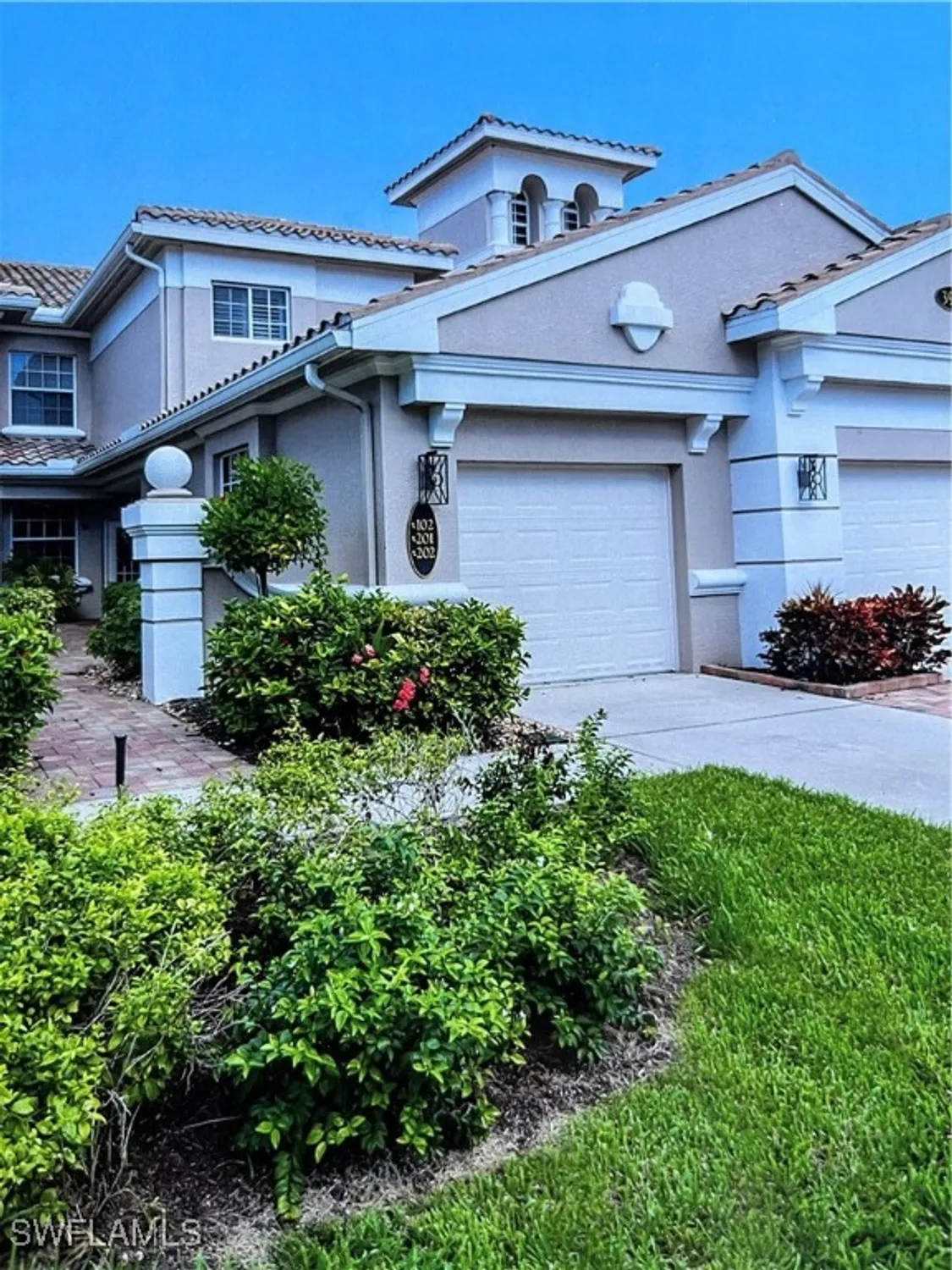 Property Slideshow image 1 of 22 | 3975 deer crossing ct apt 102, Naples, FL, 34114