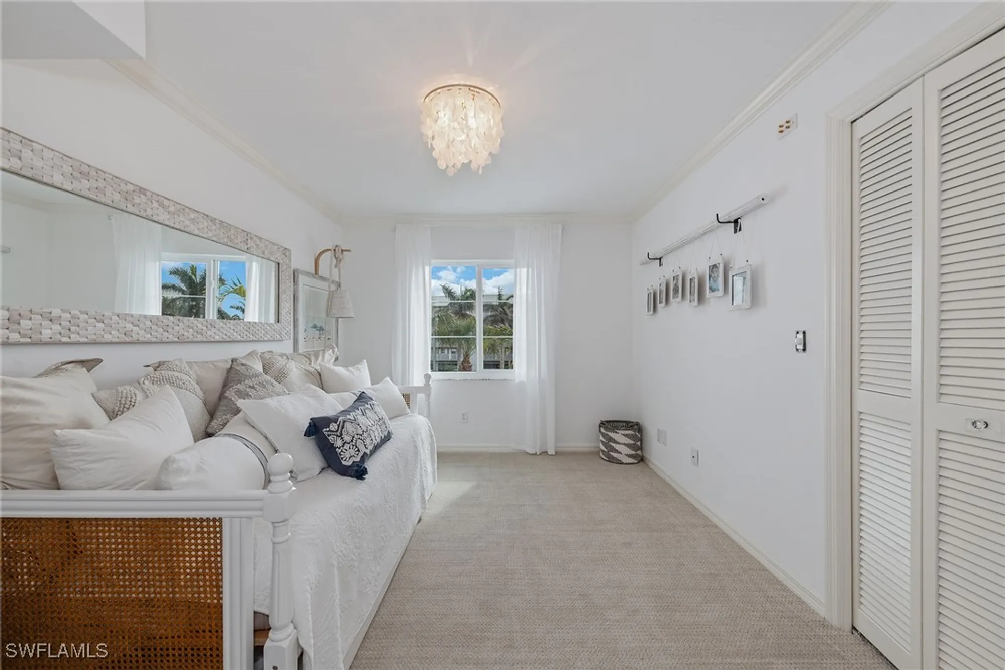 Property Slideshow image 15 of 25 | 2900 gulf shore blvd 310, Naples, FL, 34103