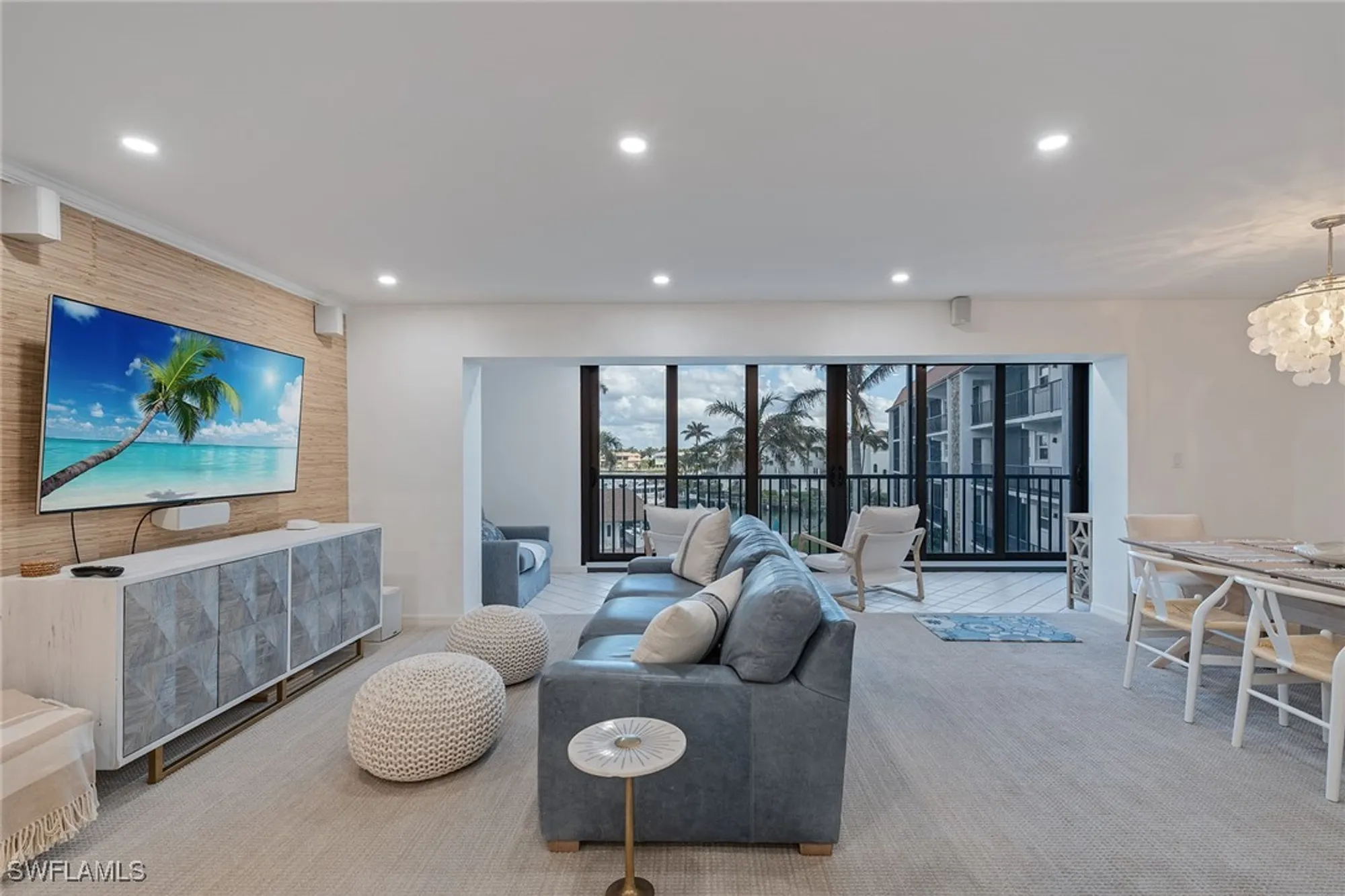 Property Slideshow image 4 of 25 | 2900 gulf shore blvd 310, Naples, FL, 34103