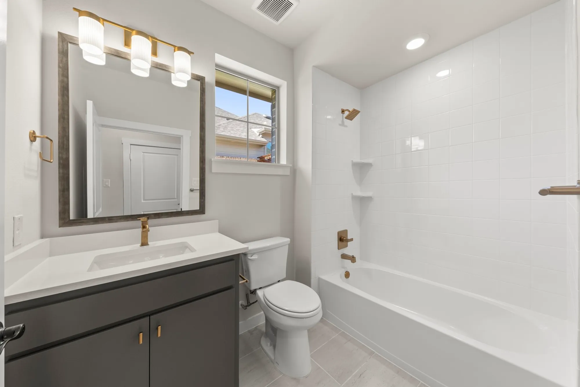 Property Slideshow image 18 of 28 | 644 oakridge dr, Wylie, TX, 75098