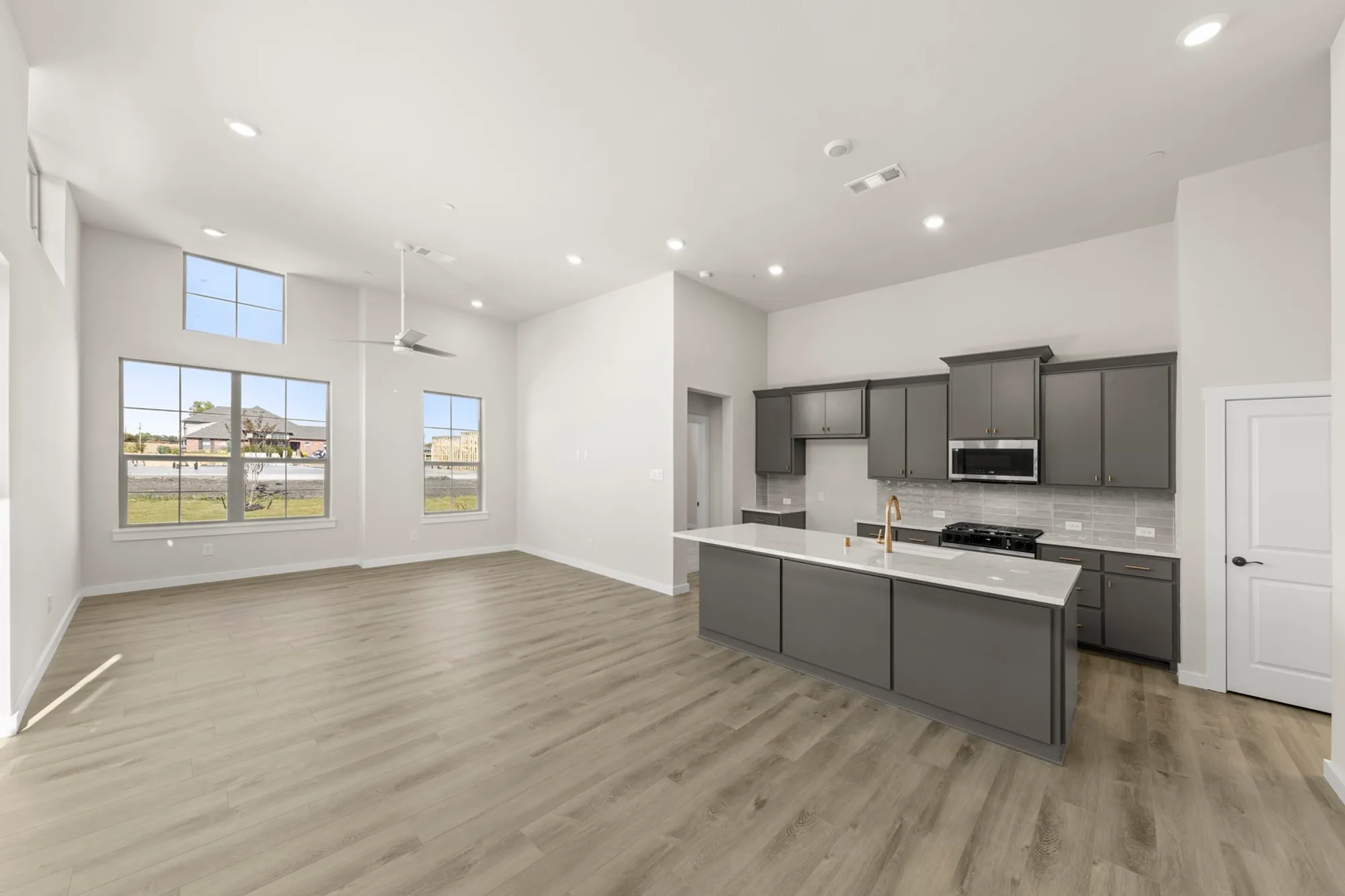 Property Slideshow image 8 of 28 | 644 oakridge dr, Wylie, TX, 75098