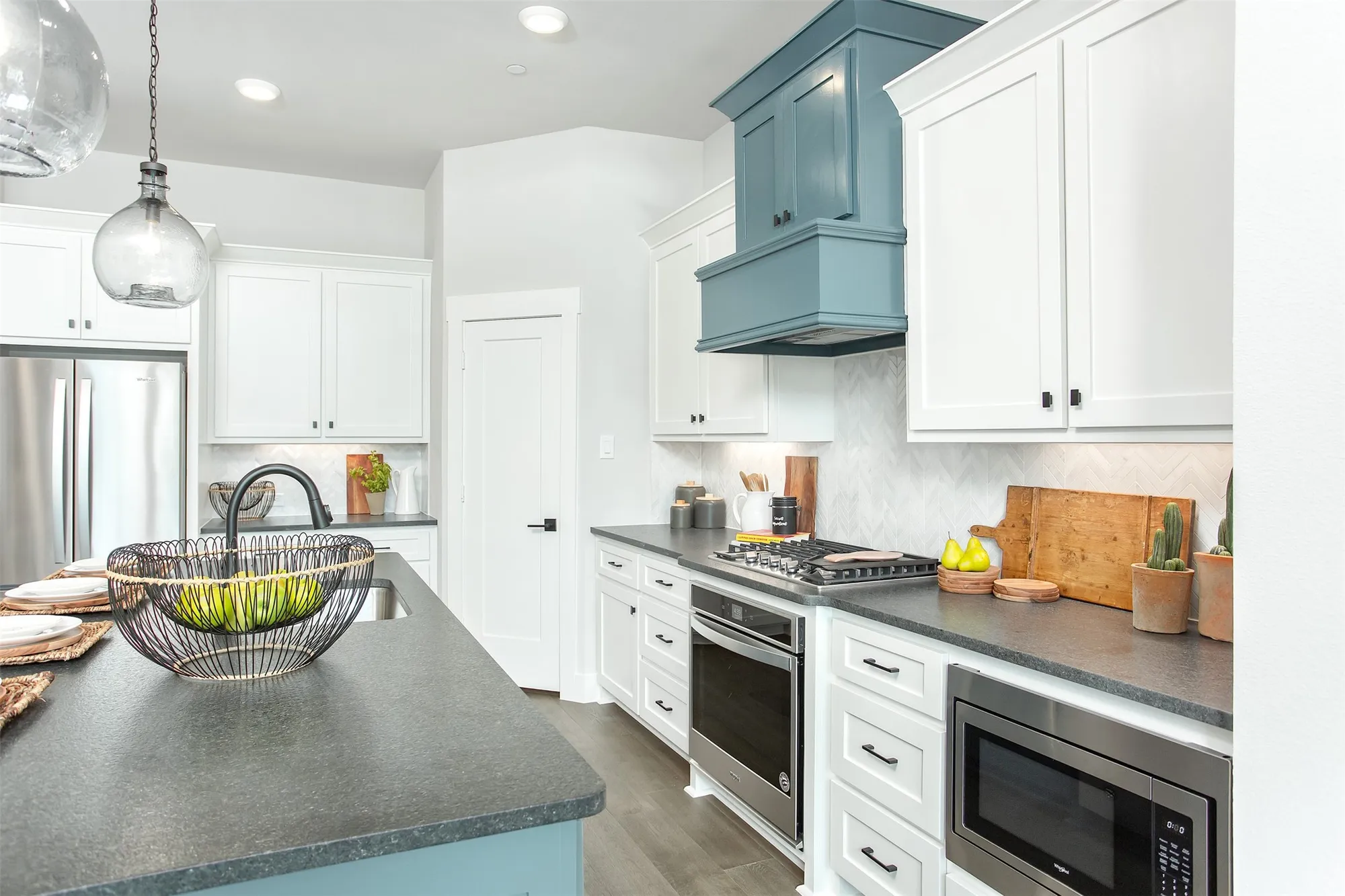 Property Slideshow image 12 of 24 | 2820 applewood way, Wylie, TX, 75098