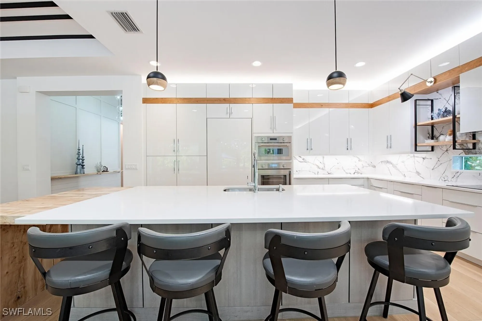 Property Slideshow image 14 of 42 | 12049 azalea way, Naples, FL, 34120