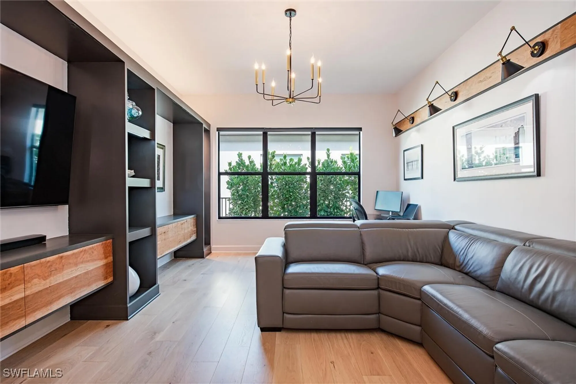 Property Slideshow image 18 of 42 | 12049 azalea way, Naples, FL, 34120