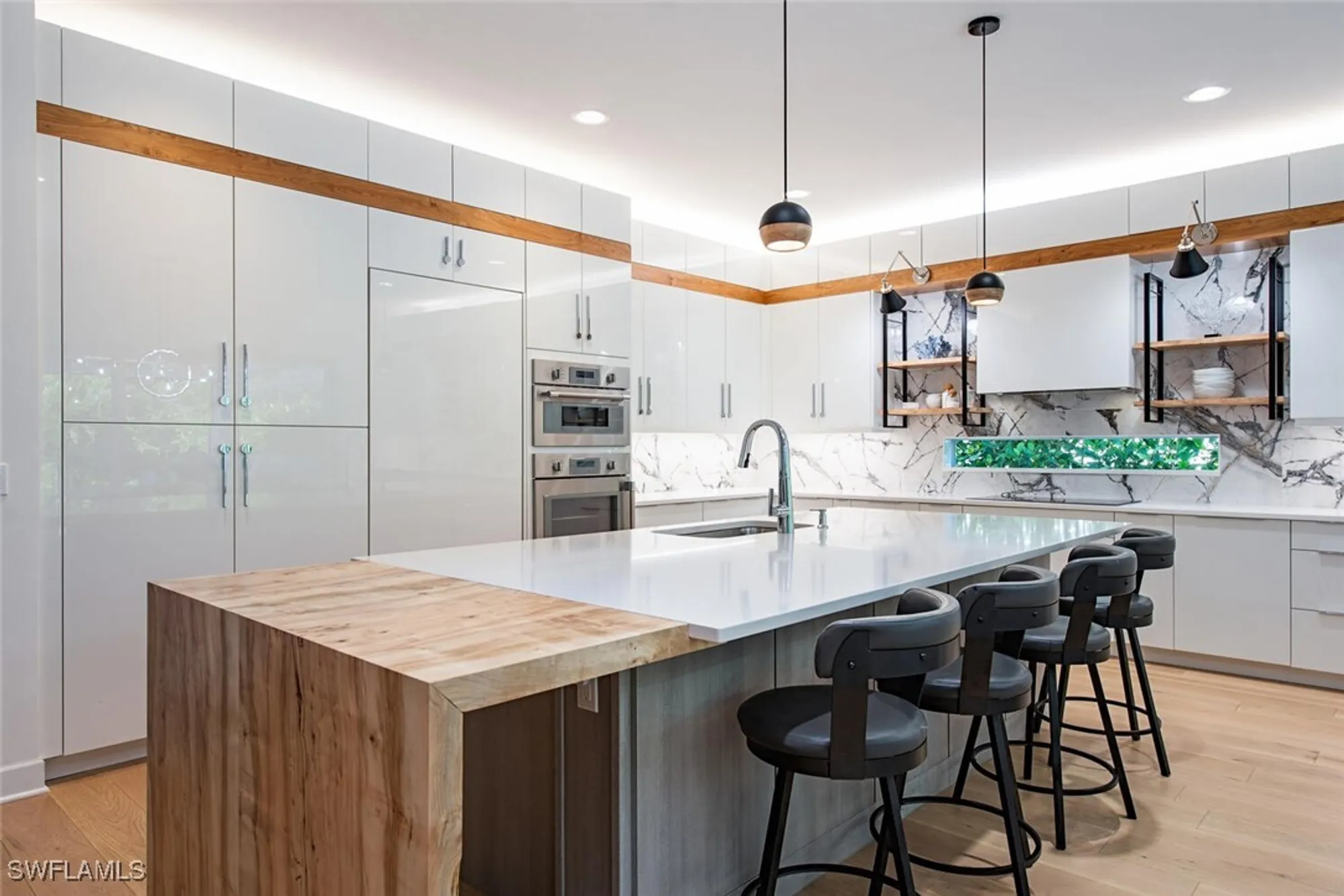 Property Slideshow image 13 of 42 | 12049 azalea way, Naples, FL, 34120