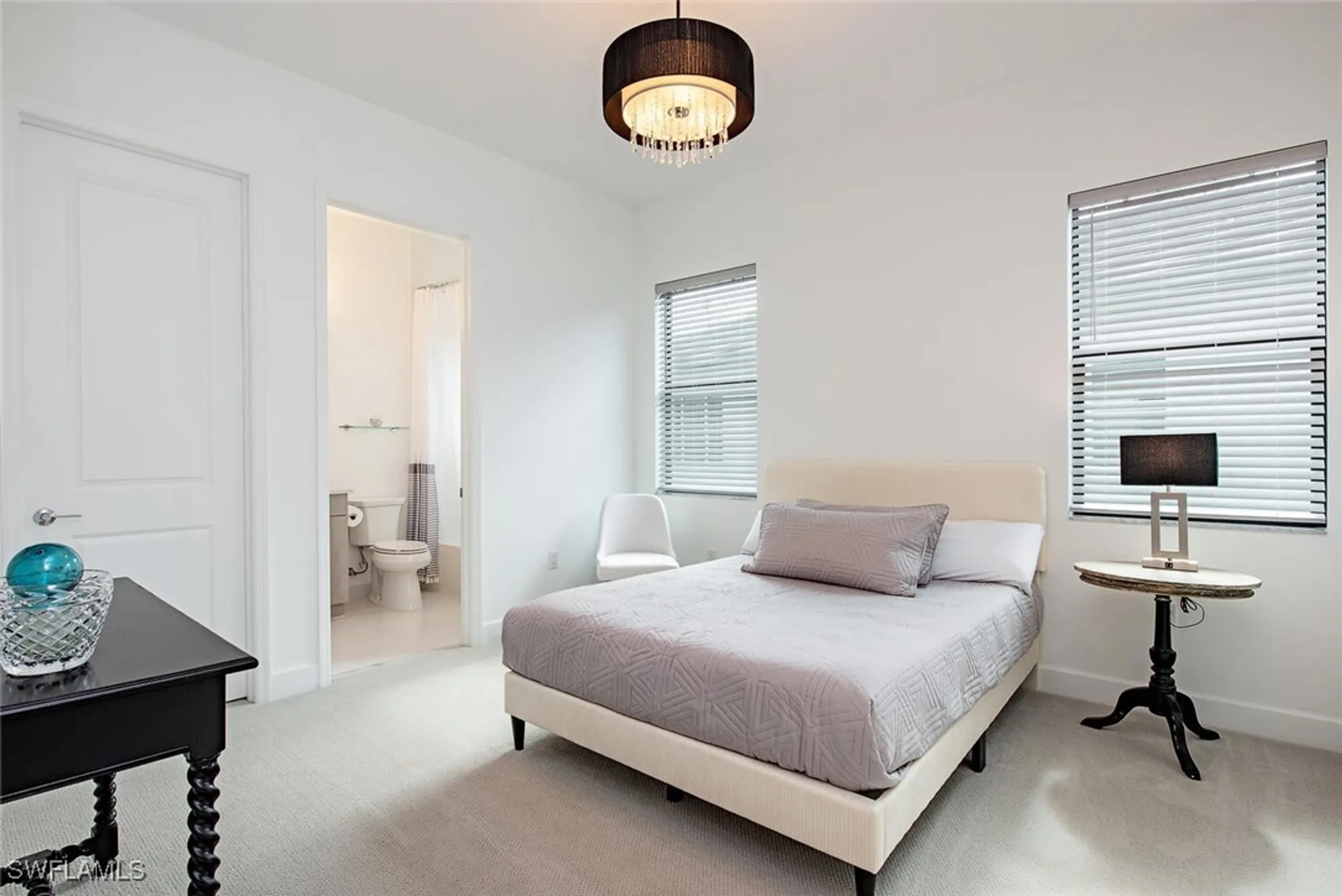 Property Slideshow image 25 of 42 | 12049 azalea way, Naples, FL, 34120