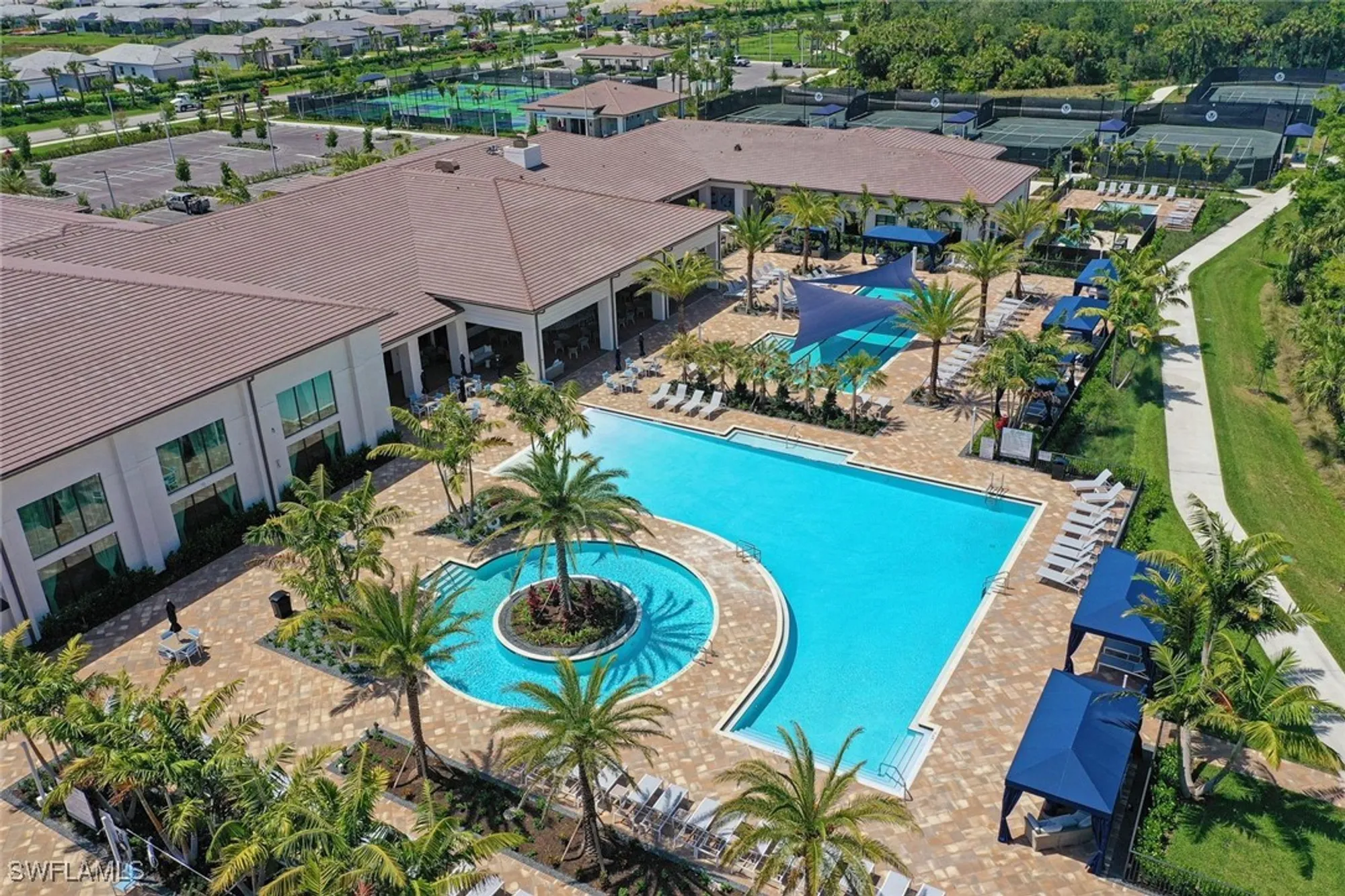 Property Slideshow image 36 of 42 | 12049 azalea way, Naples, FL, 34120