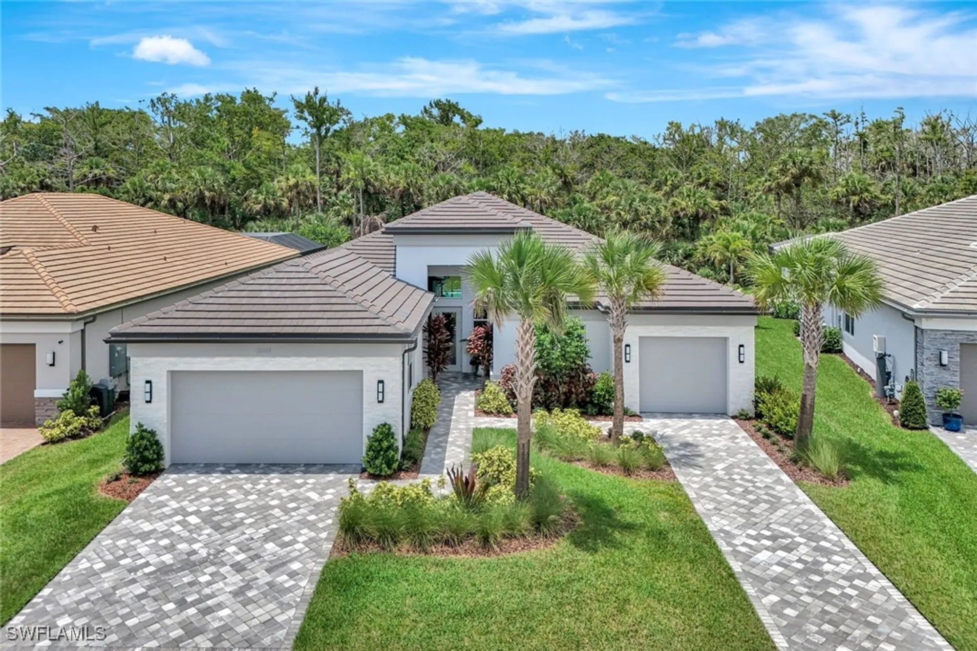 Property Slideshow image 33 of 42 | 12049 azalea way, Naples, FL, 34120