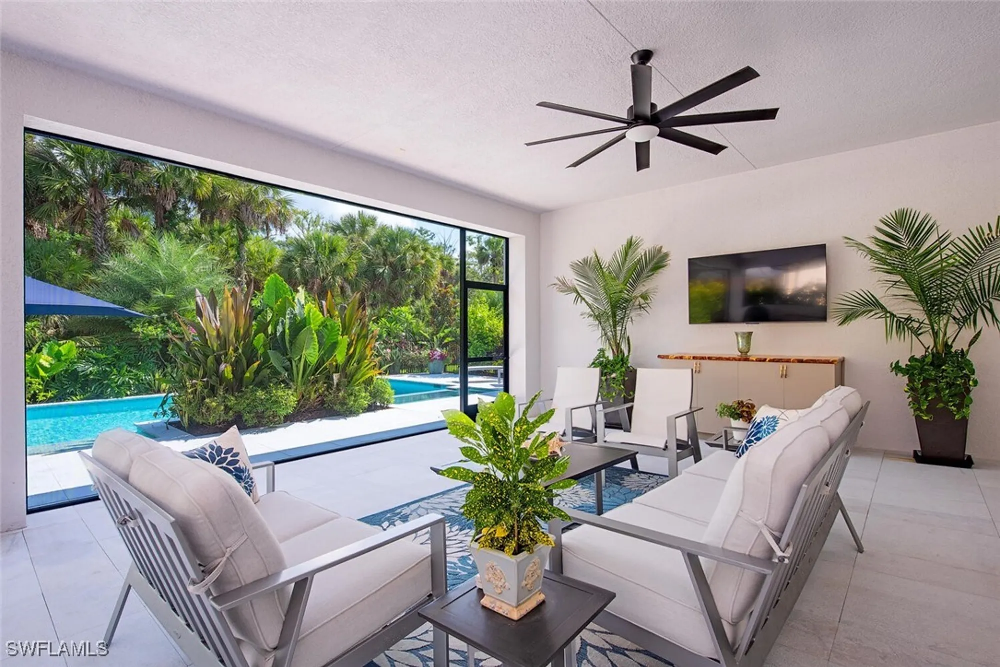 Property Slideshow image 8 of 42 | 12049 azalea way, Naples, FL, 34120