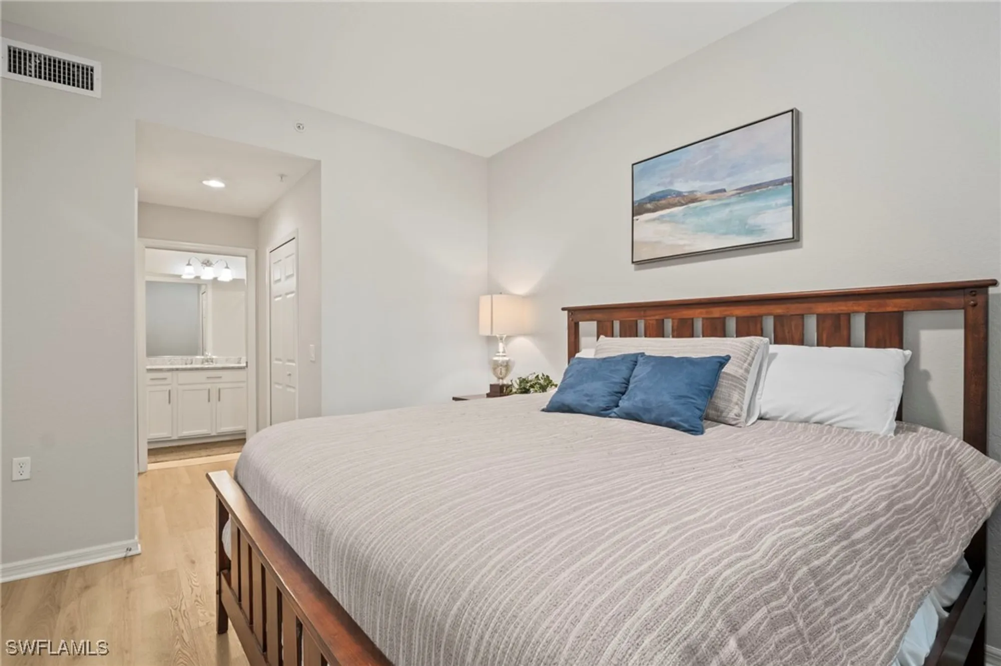 Property Slideshow image 14 of 42 | 10333 heritage bay blvd unit 1716, Naples, FL, 34120