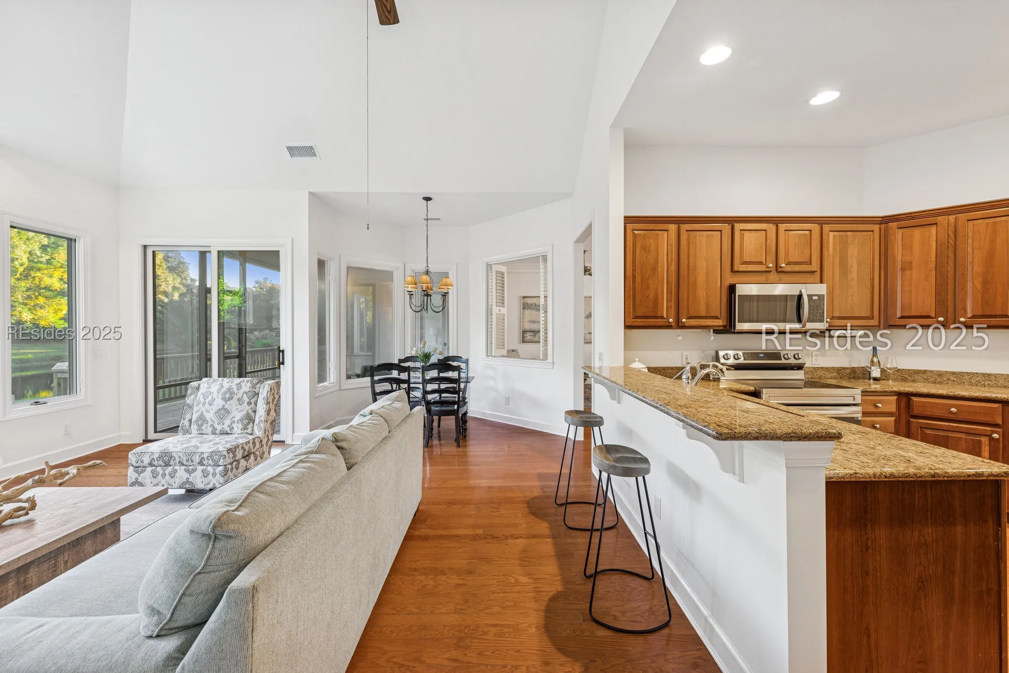 Property Slideshow image 28 of 65 | 8 branford ln, Hilton Head Island, SC, 29926