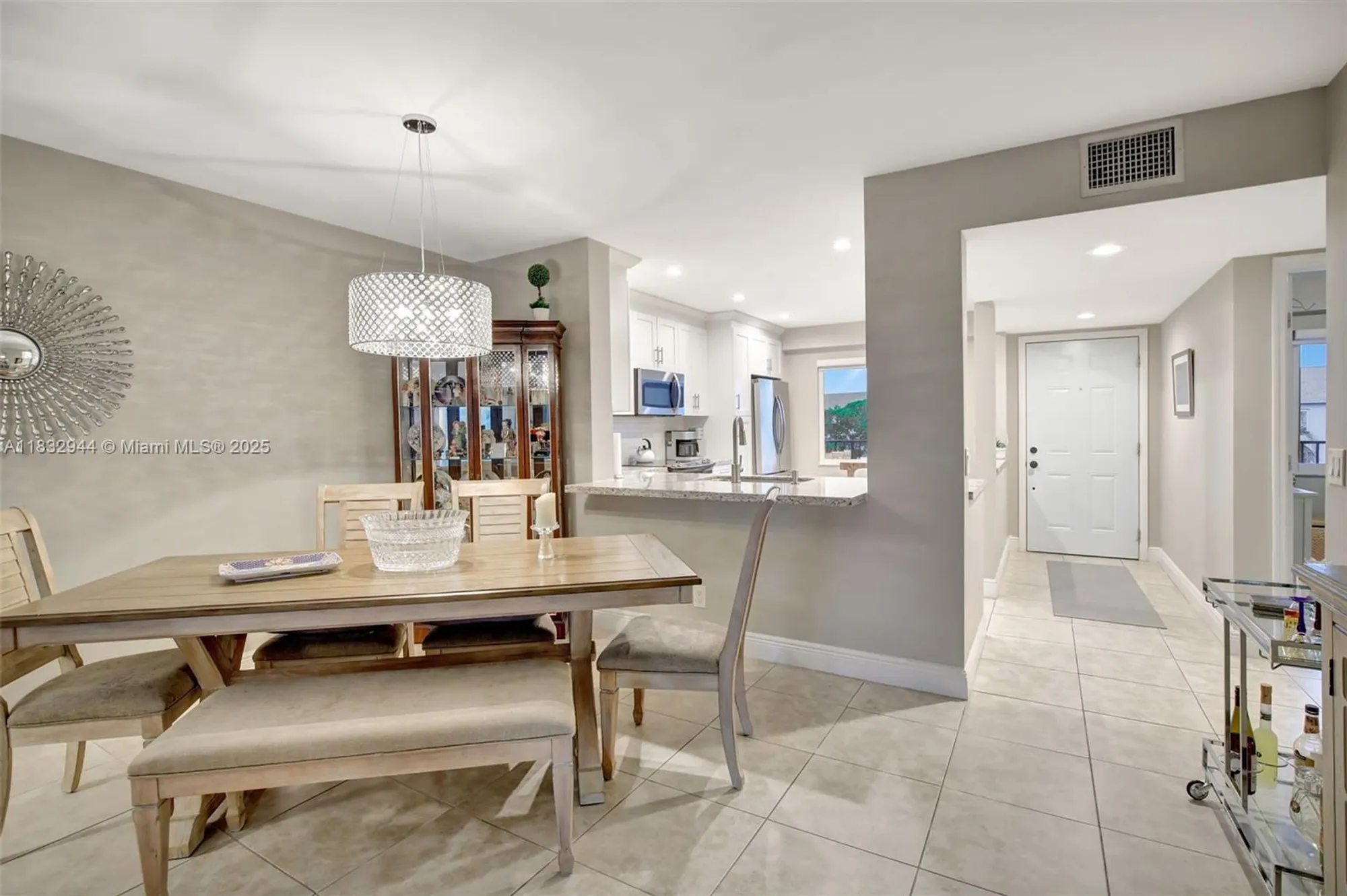 Property Slideshow image 16 of 47 | 800 sw 125th way apt 405o, Pembroke Pines, FL, 33027