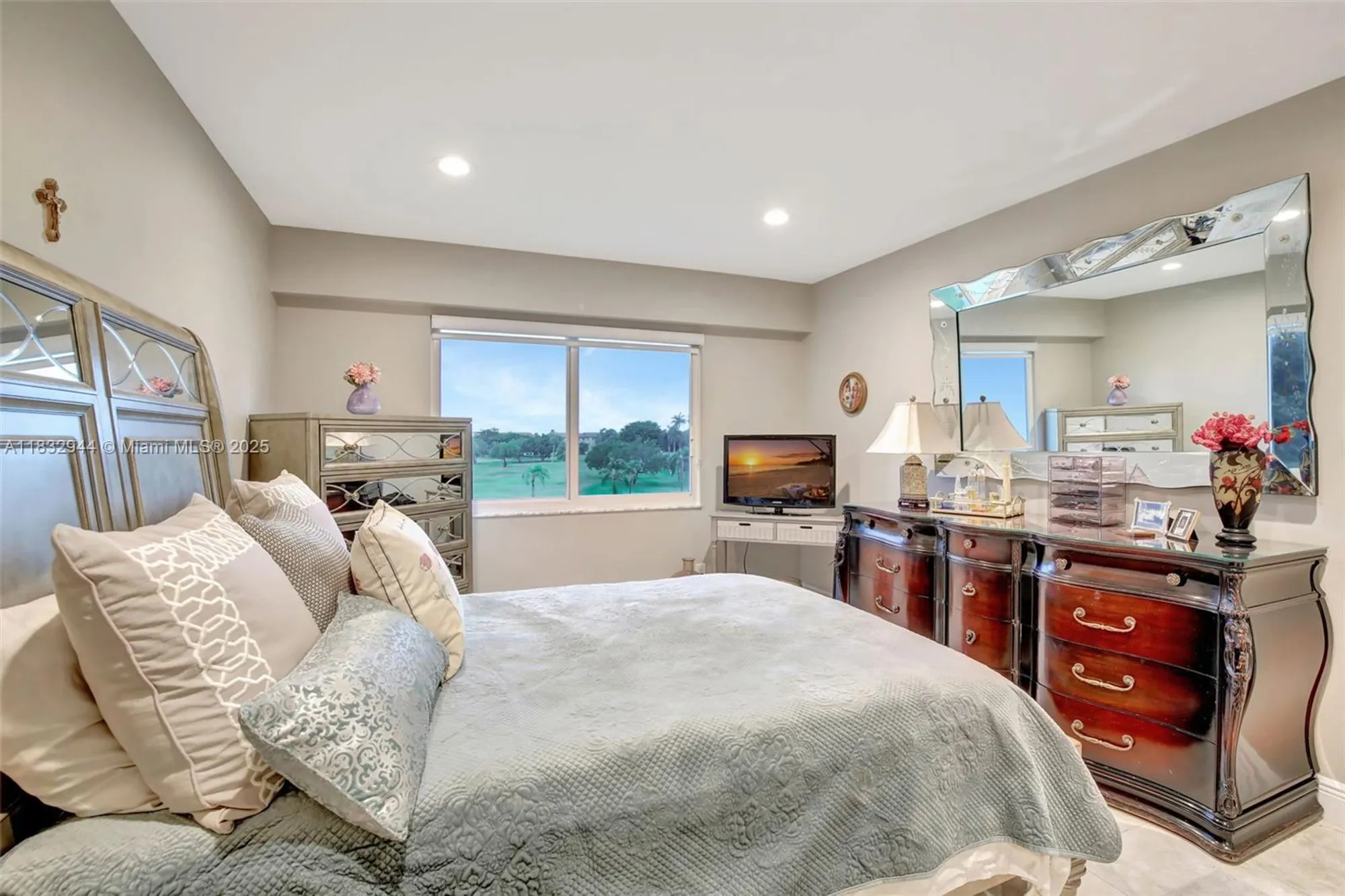 Property Slideshow image 26 of 47 | 800 sw 125th way apt 405o, Pembroke Pines, FL, 33027