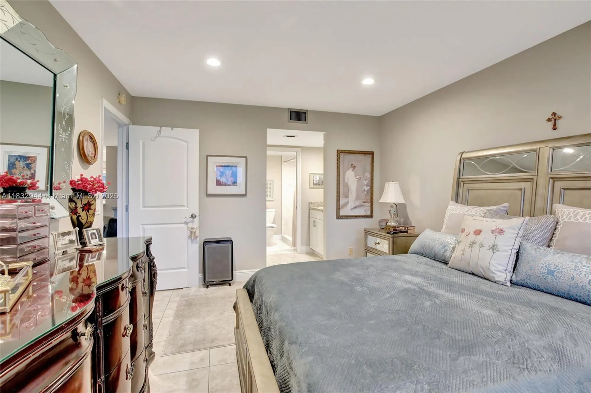 Property Slideshow image 27 of 47 | 800 sw 125th way apt 405o, Pembroke Pines, FL, 33027