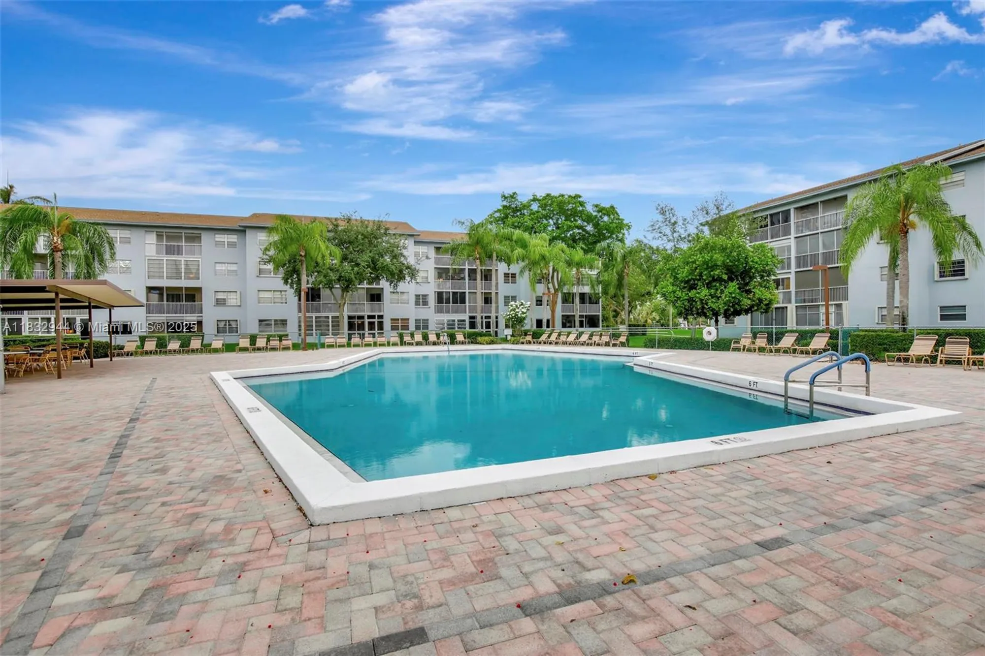 Property Slideshow image 38 of 47 | 800 sw 125th way apt 405o, Pembroke Pines, FL, 33027