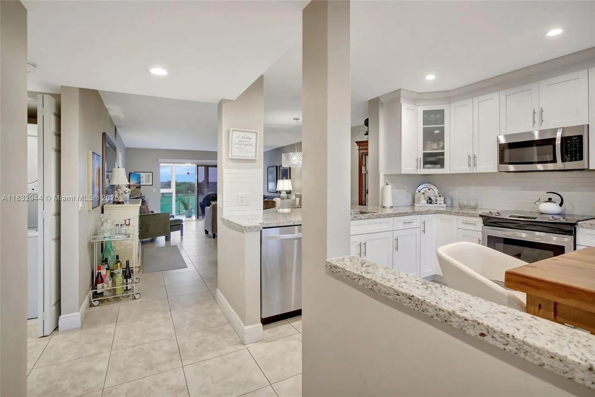 Property Slideshow image 8 of 47 | 800 sw 125th way apt 405o, Pembroke Pines, FL, 33027
