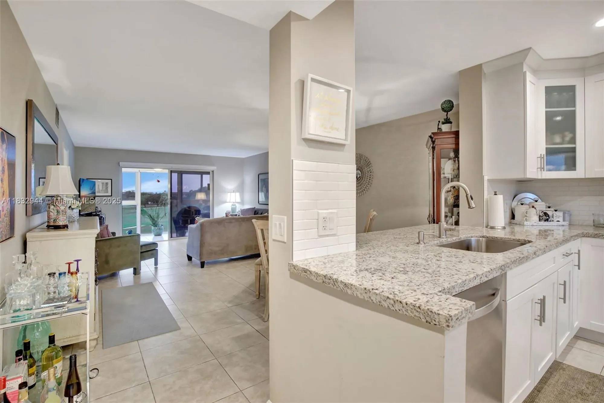 Property Slideshow image 9 of 47 | 800 sw 125th way apt 405o, Pembroke Pines, FL, 33027