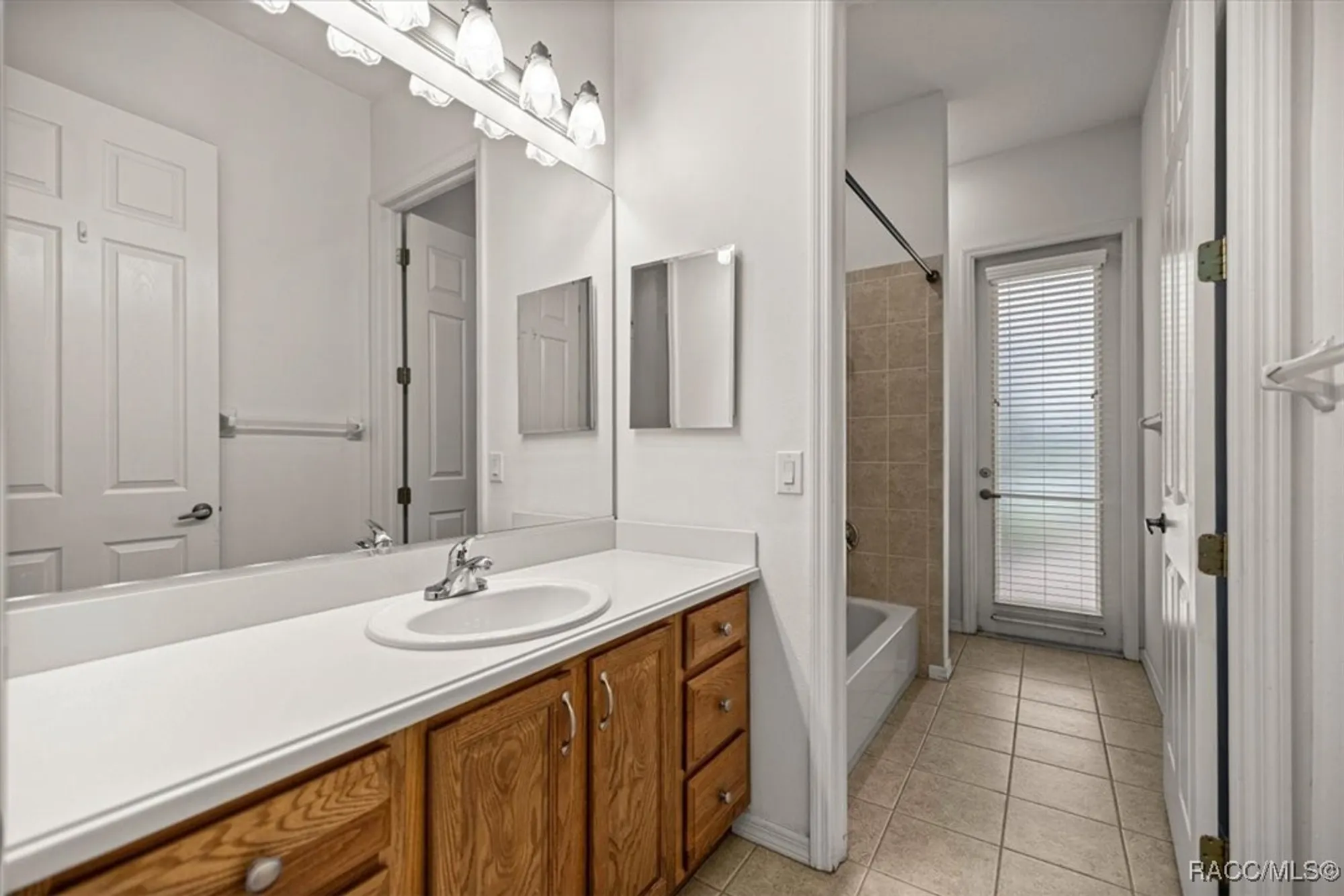 Property Slideshow image 33 of 52 | 1125 w beagle run loop, Hernando, FL, 34442