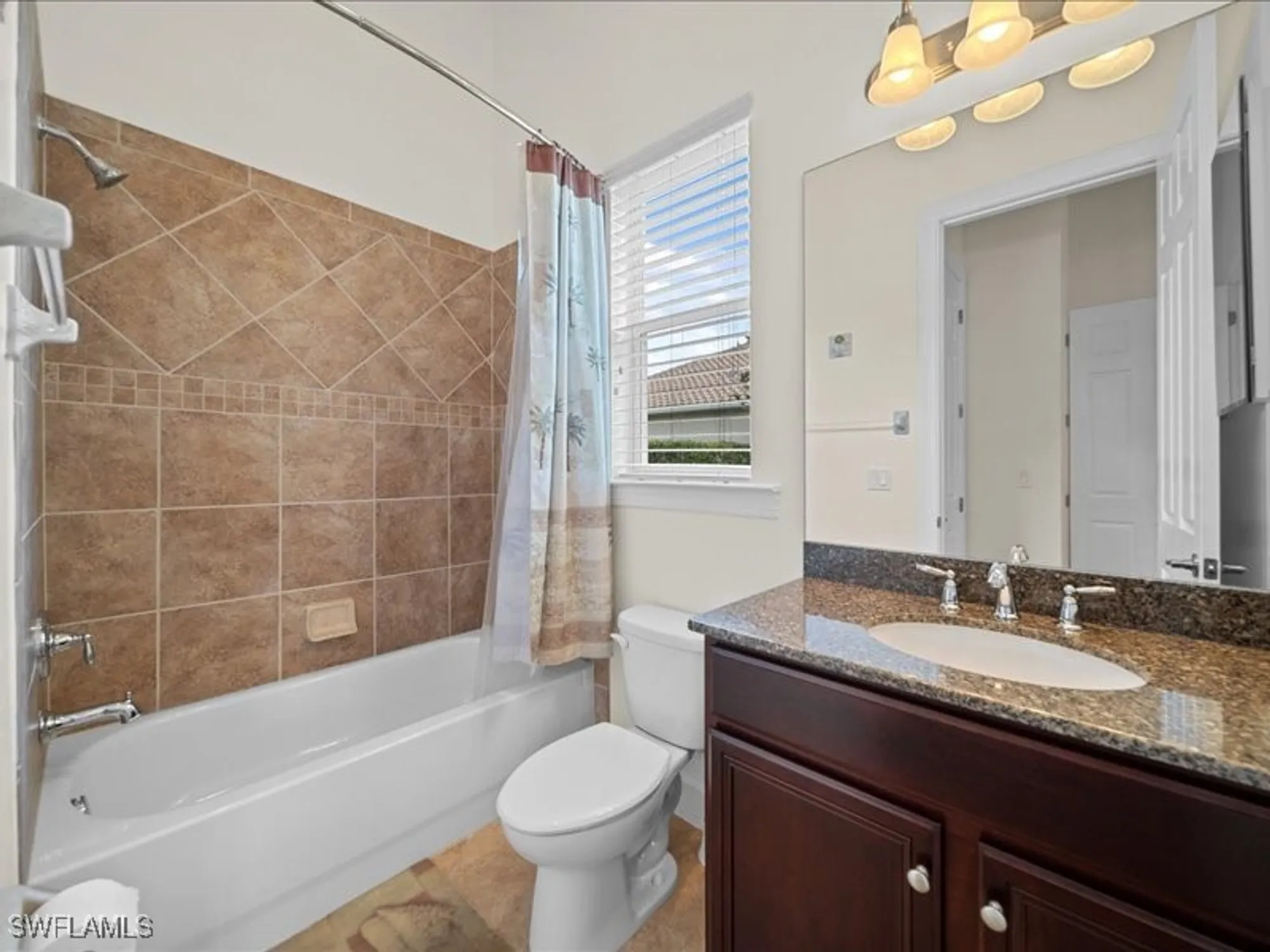 Property Slideshow image 16 of 30 | 12938 kingsmill way, Fort Myers, FL, 33913