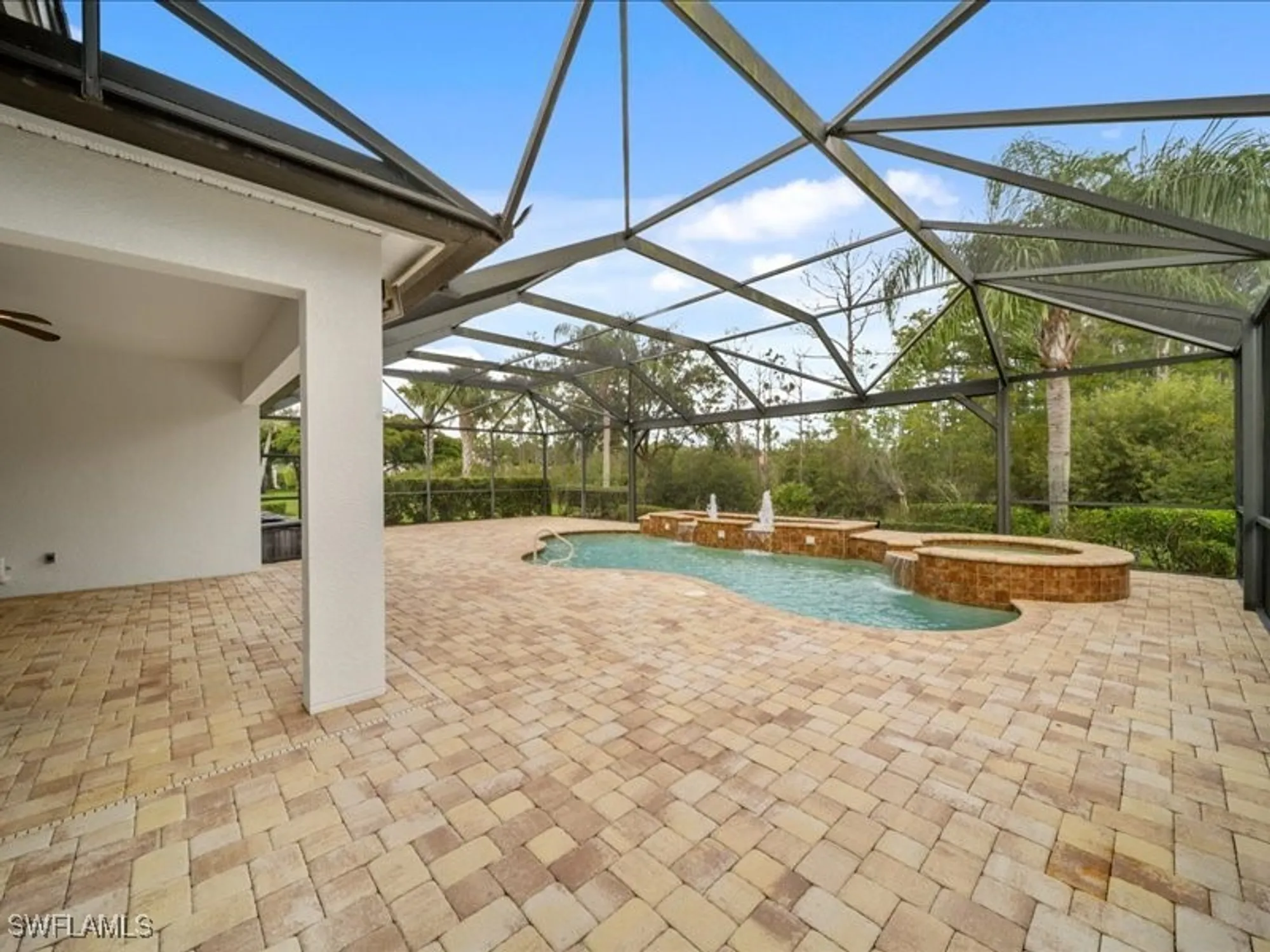 Property Slideshow image 20 of 30 | 12938 kingsmill way, Fort Myers, FL, 33913