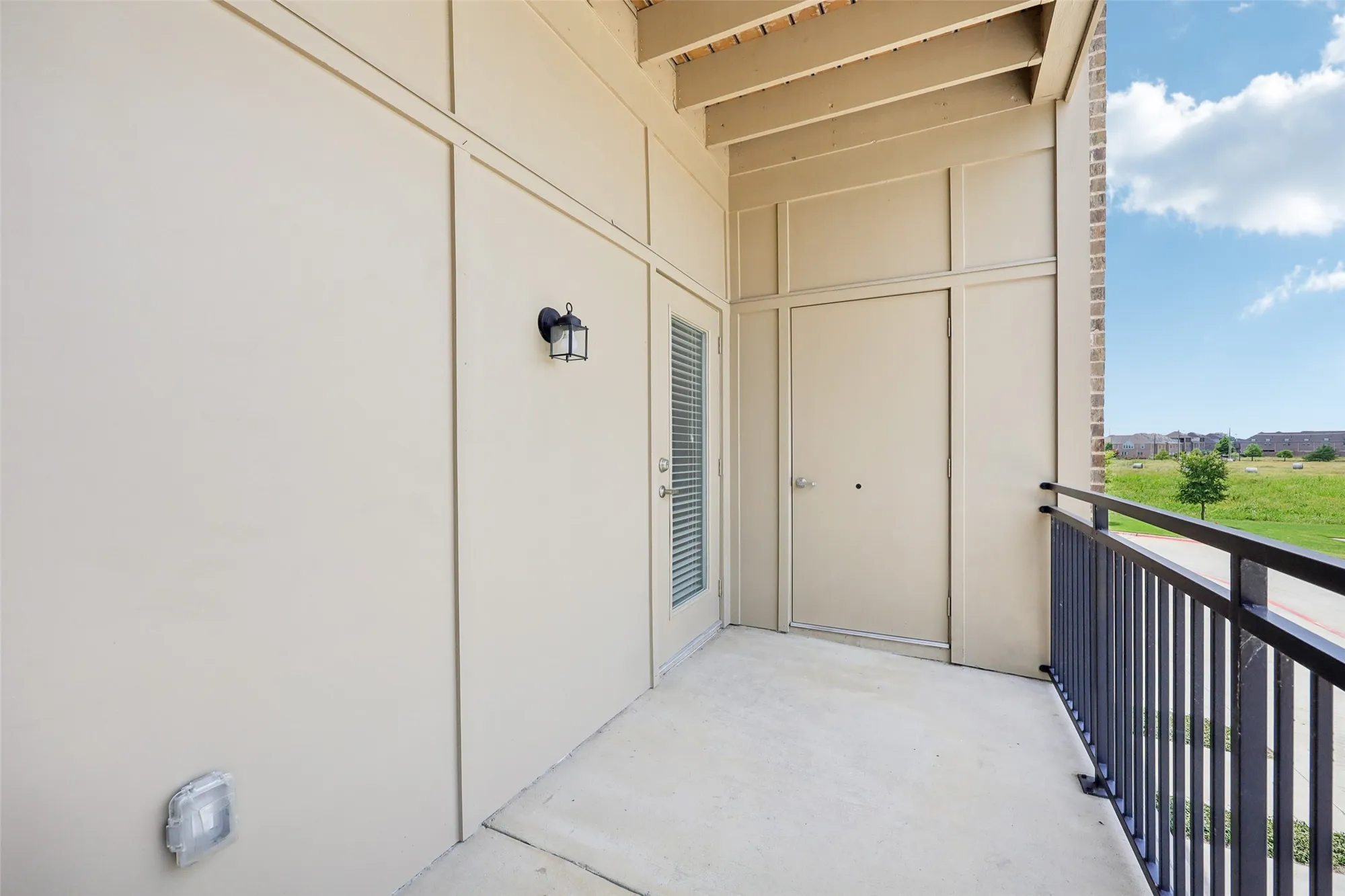 Property Slideshow image 24 of 35 | 1735 wittington pl apt 2203, Farmers Branch, TX, 75234