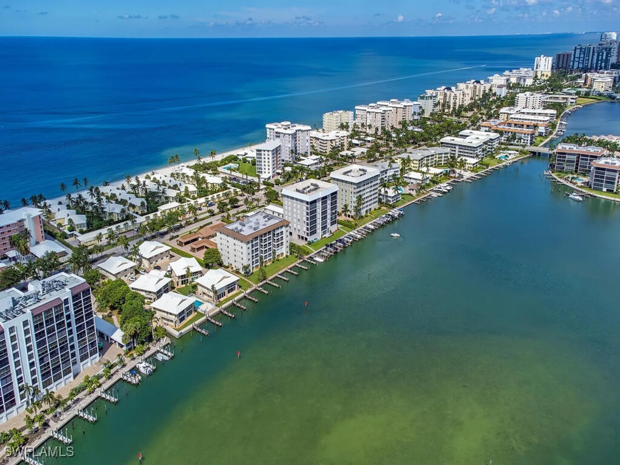Property Slideshow image 26 of 42 | 2500 gulf shore blvd s9, Naples, FL, 34103
