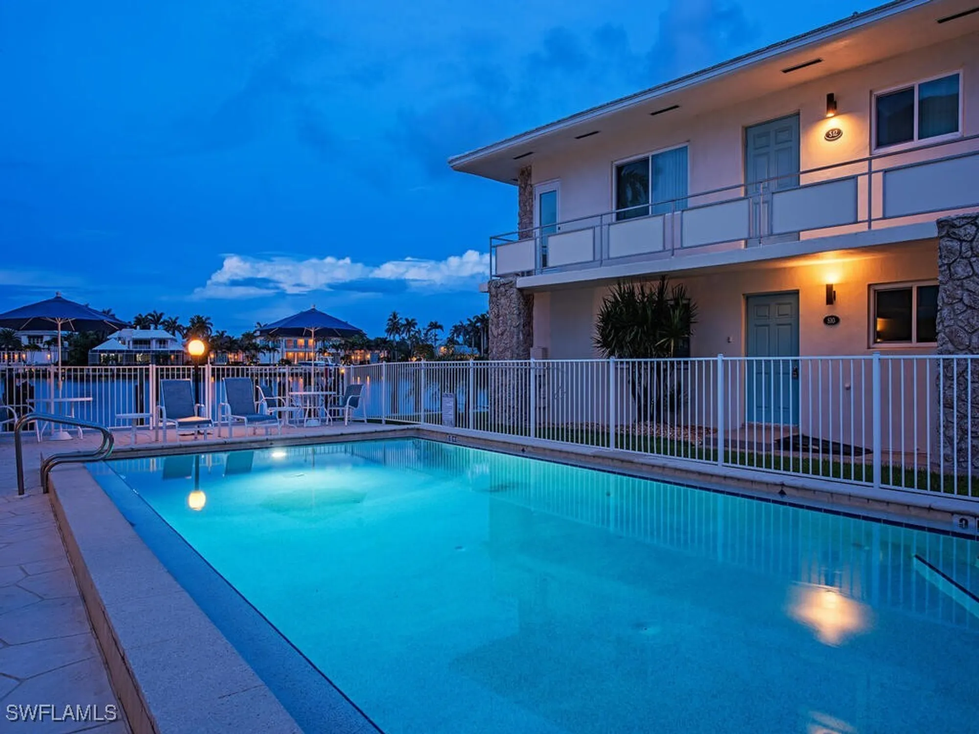 Property Slideshow image 20 of 42 | 2500 gulf shore blvd s9, Naples, FL, 34103