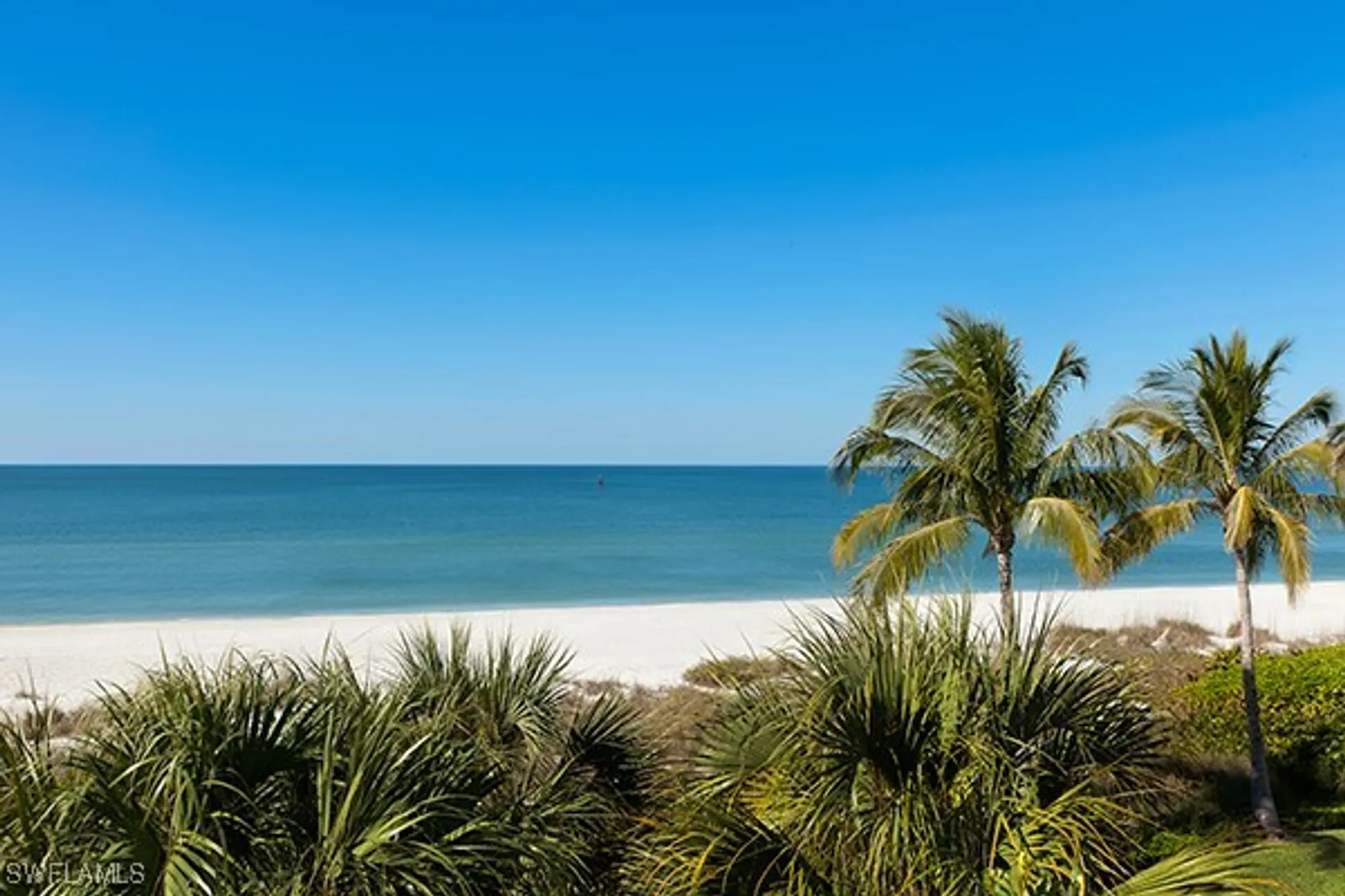 Property Slideshow image 34 of 42 | 2500 gulf shore blvd s9, Naples, FL, 34103
