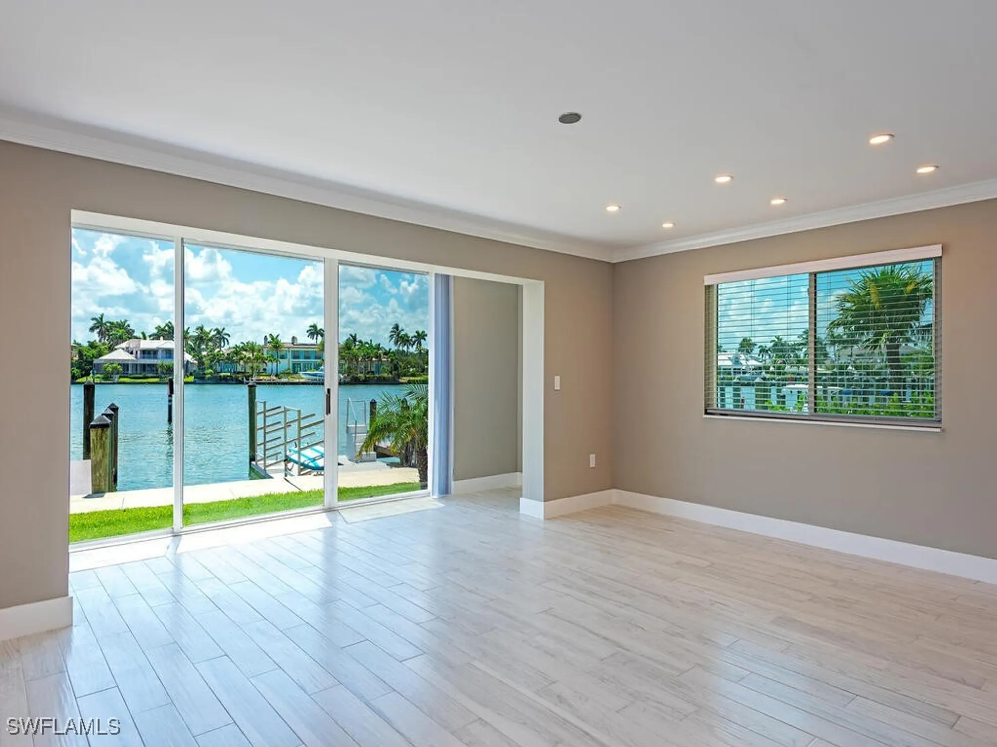 Property Slideshow image 9 of 42 | 2500 gulf shore blvd s9, Naples, FL, 34103