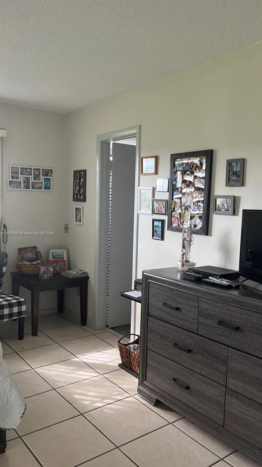 Property Slideshow image 16 of 26 | 288 tilford n # 288, Deerfield Beach, FL, 33442