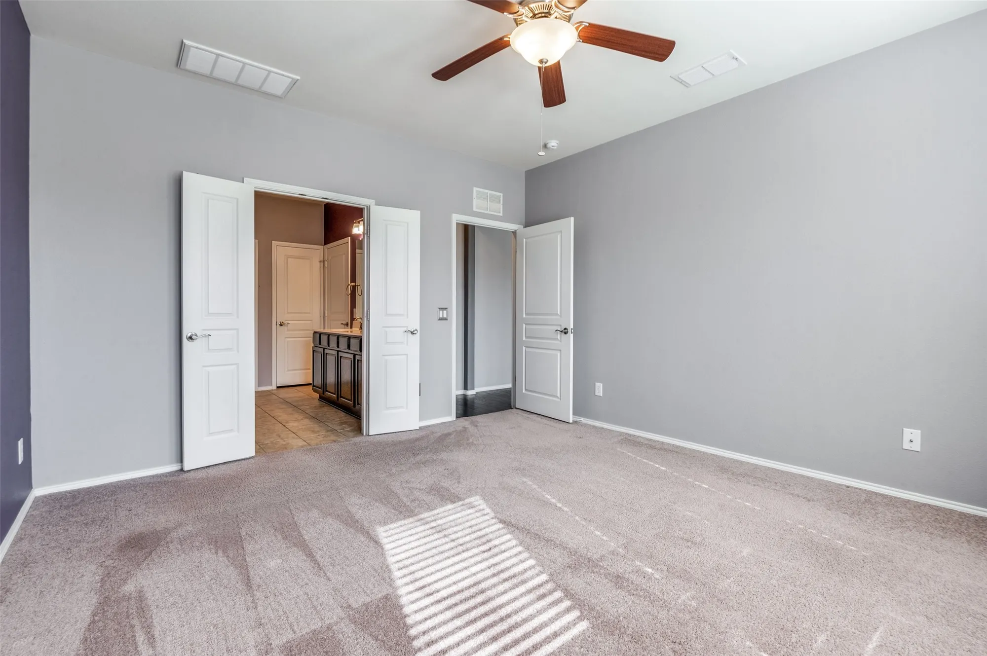 Property Slideshow image 21 of 30 | 2941 oyster bay dr, Frisco, TX, 75036