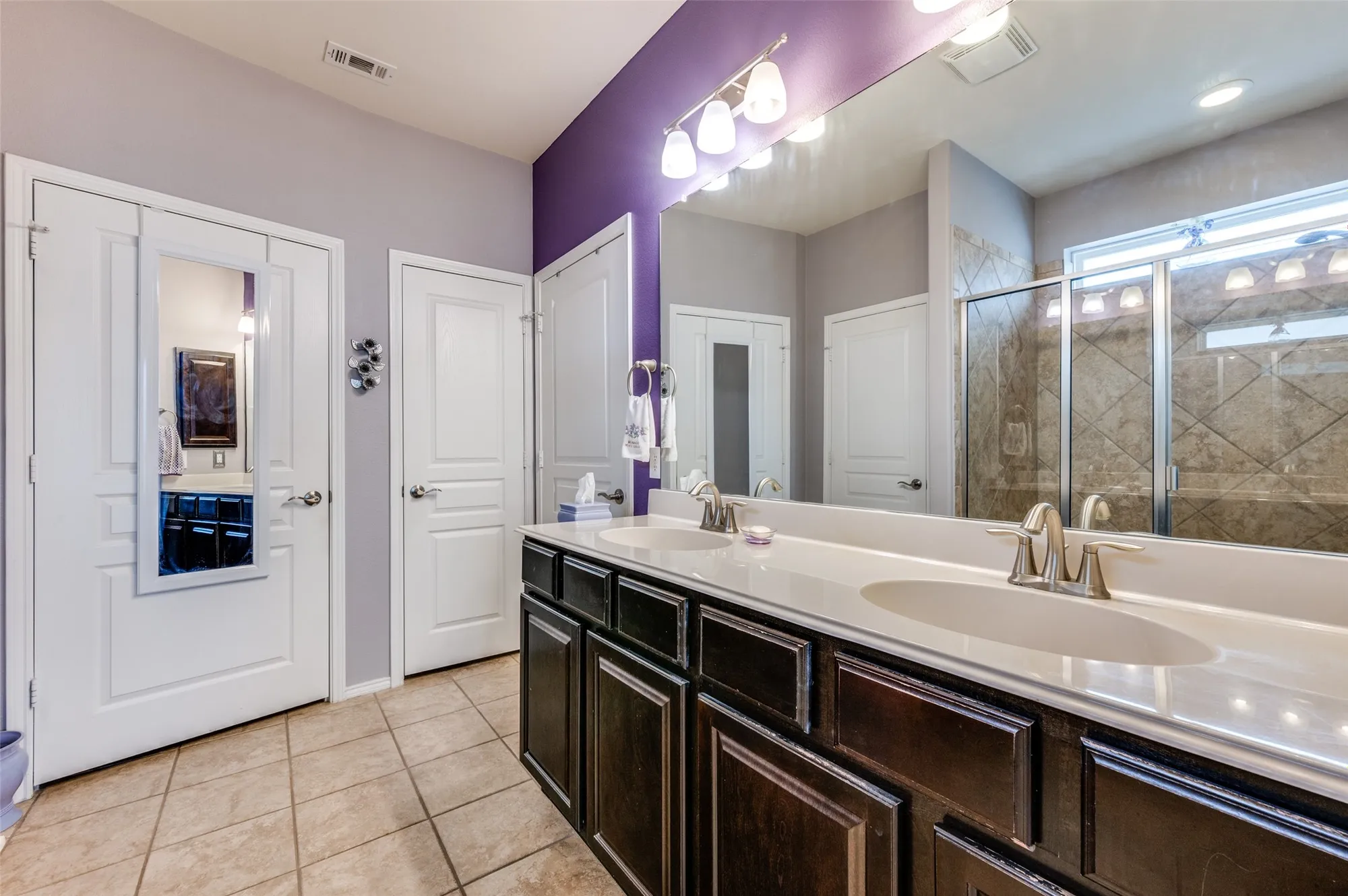 Property Slideshow image 22 of 30 | 2941 oyster bay dr, Frisco, TX, 75036