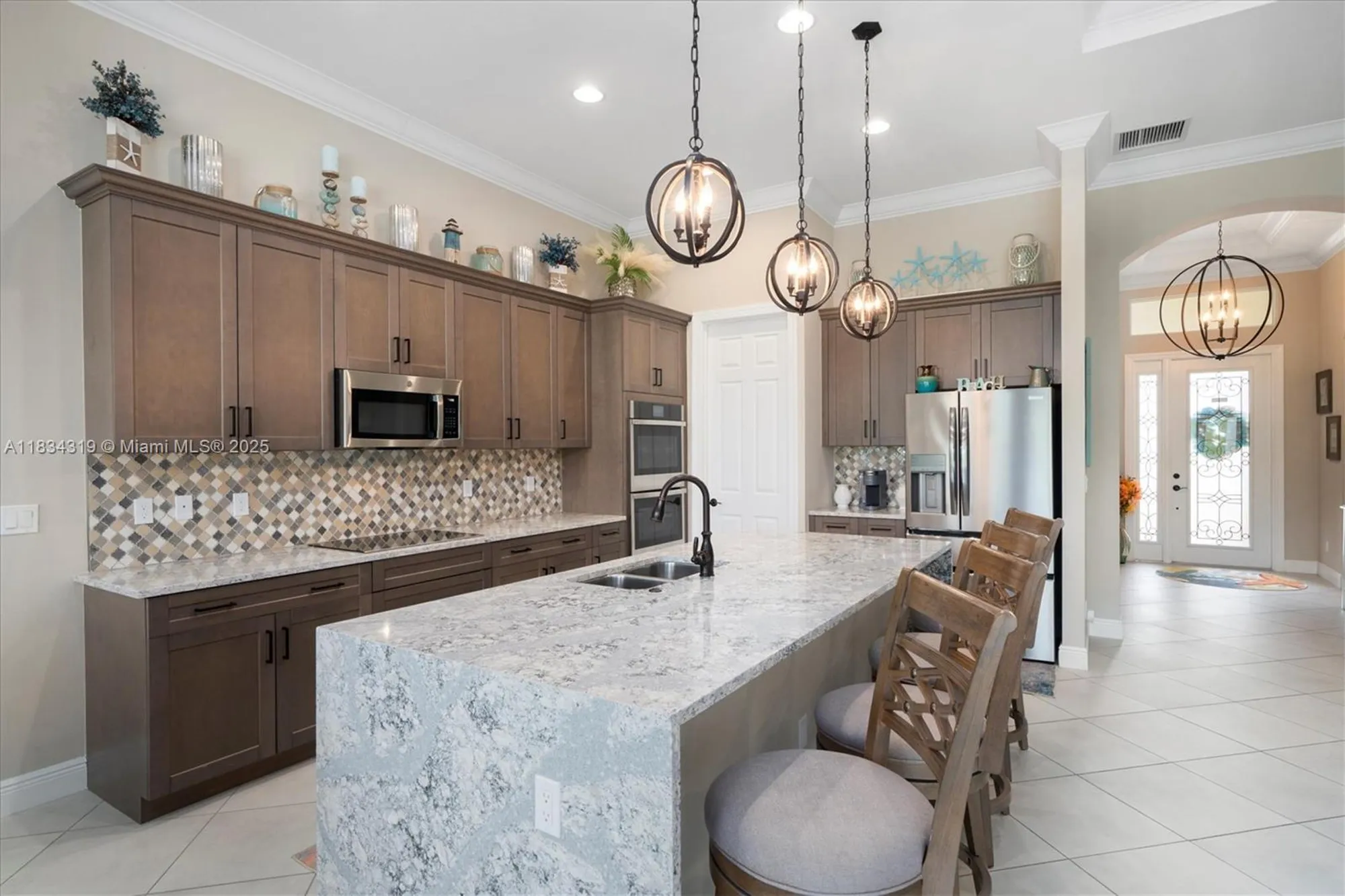 Property Slideshow image 17 of 52 | 9247 sw miracoli way, Port St Lucie, FL, 34987