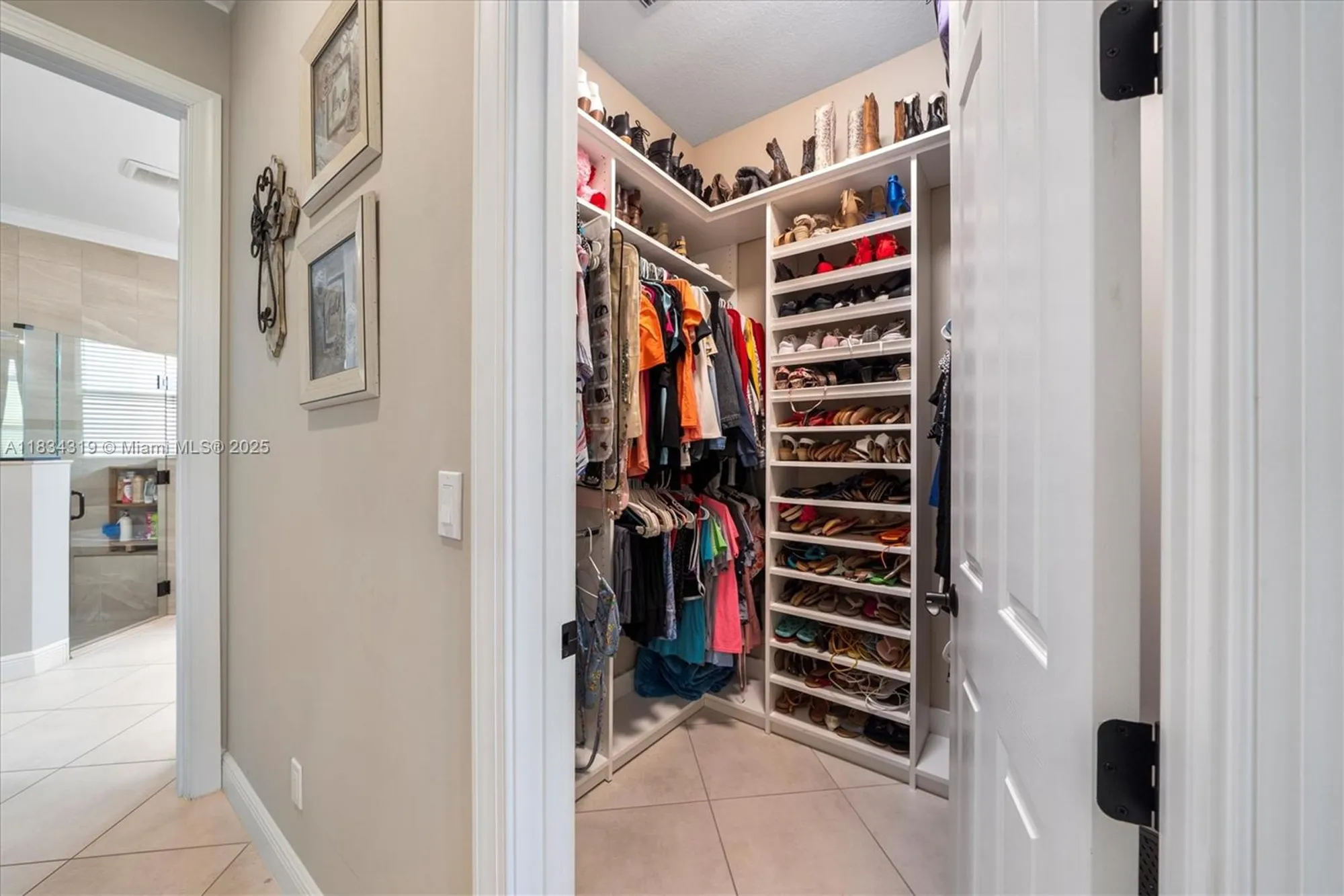 Property Slideshow image 28 of 52 | 9247 sw miracoli way, Port St Lucie, FL, 34987