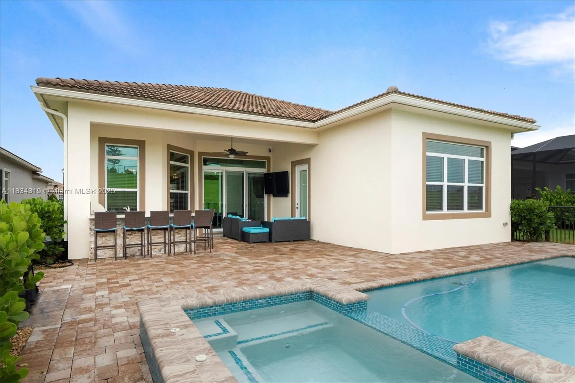 Property Slideshow image 33 of 52 | 9247 sw miracoli way, Port St Lucie, FL, 34987